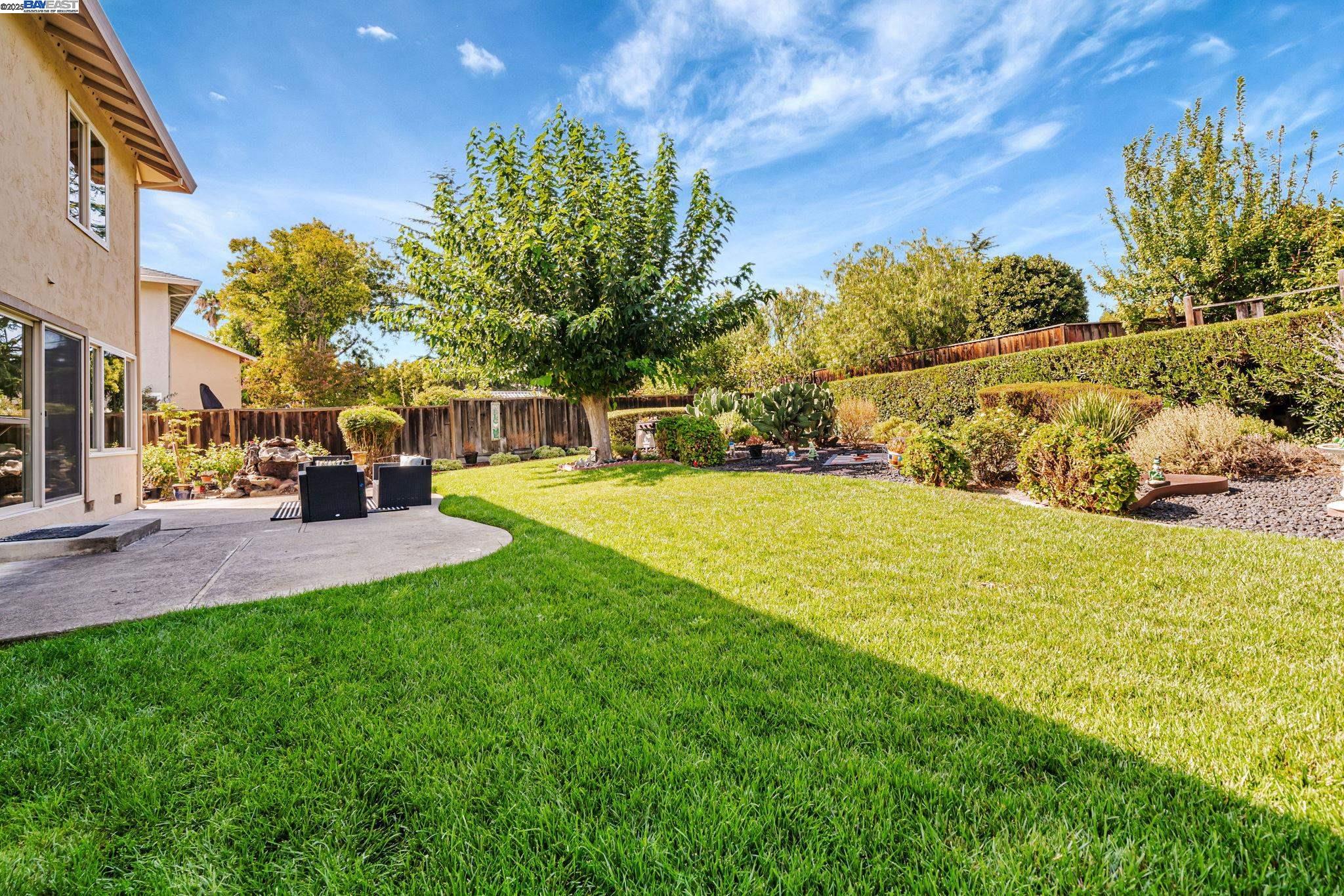 3735 Oak Brook Ct