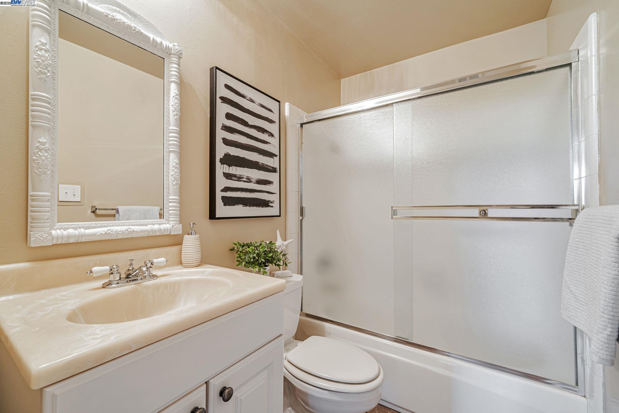 3735 Oak Brook Ct