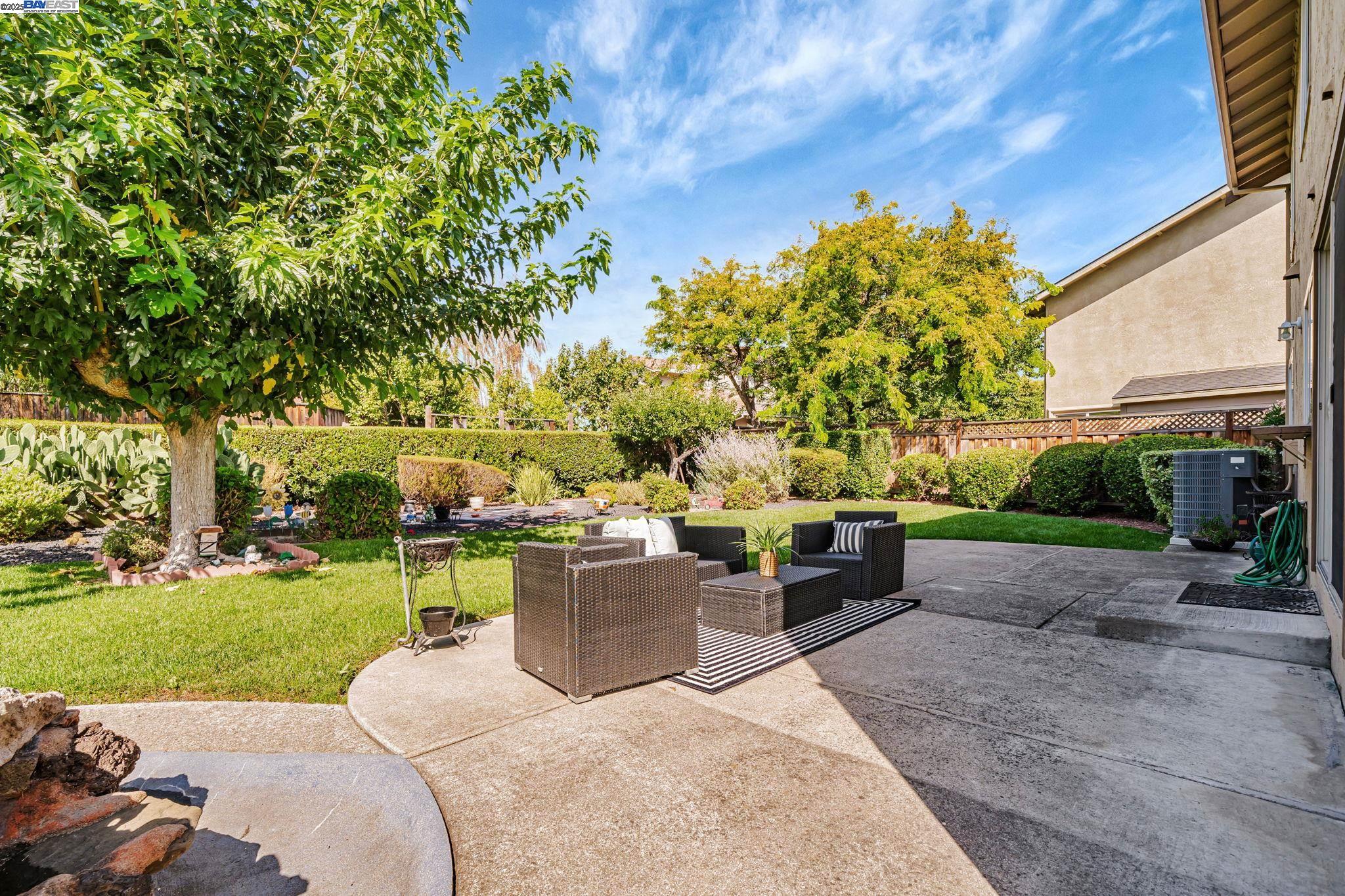 3735 Oak Brook Ct