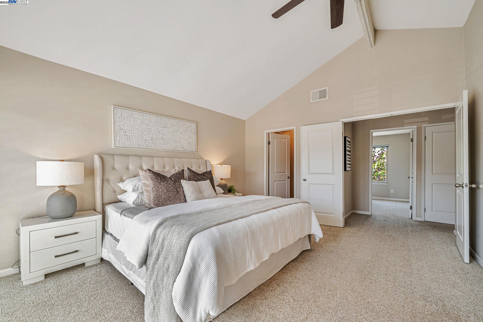 3735 Oak Brook Ct