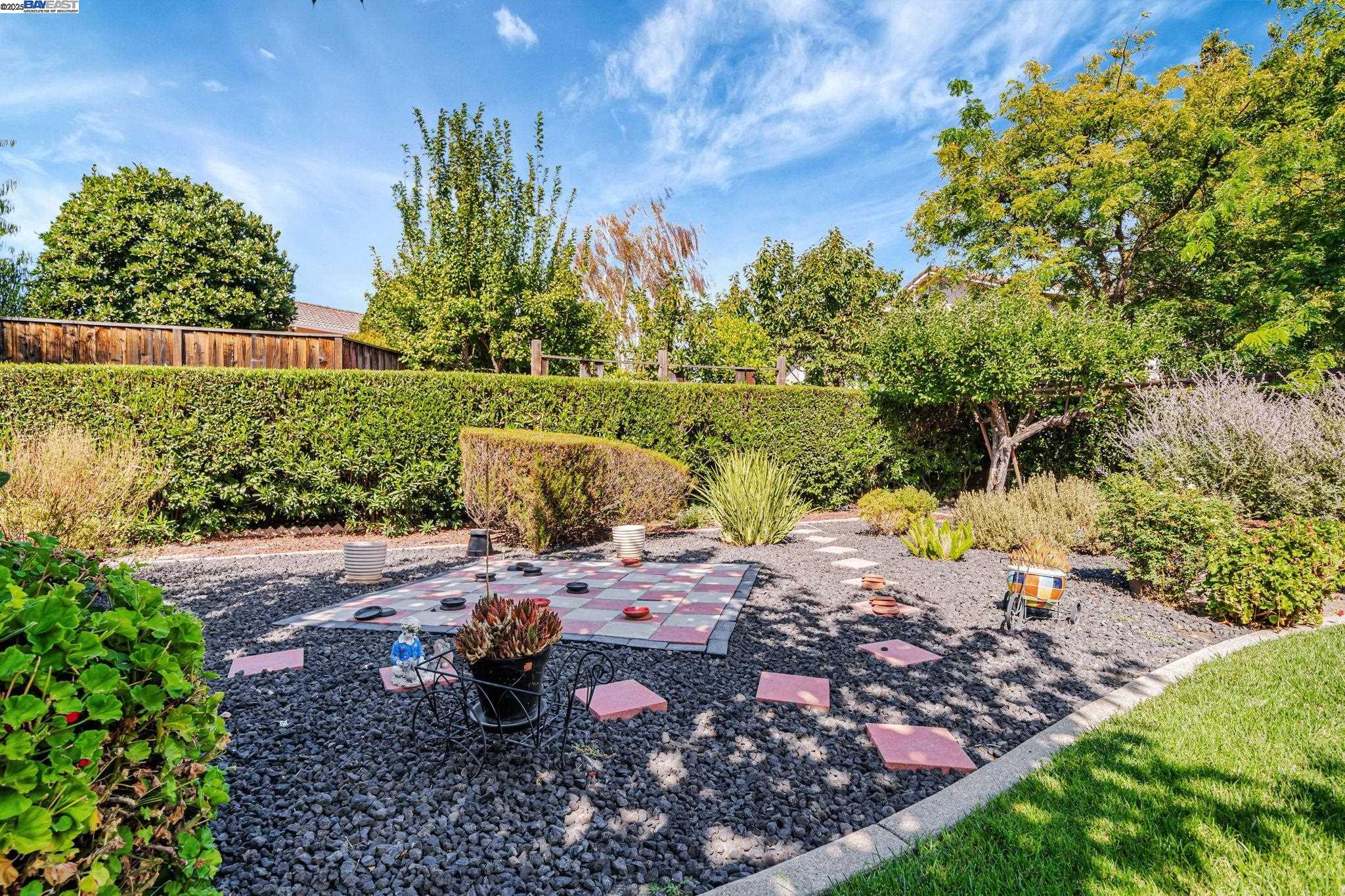 3735 Oak Brook Ct
