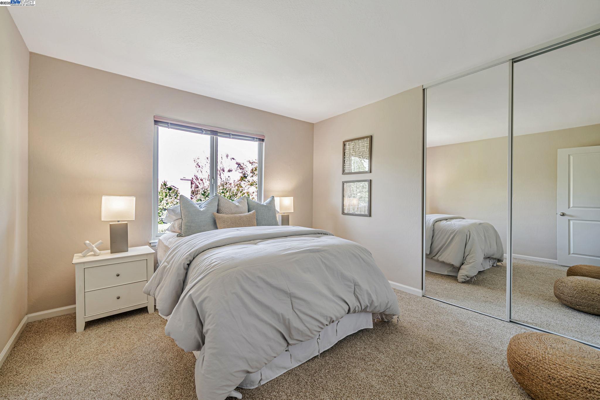 3735 Oak Brook Ct