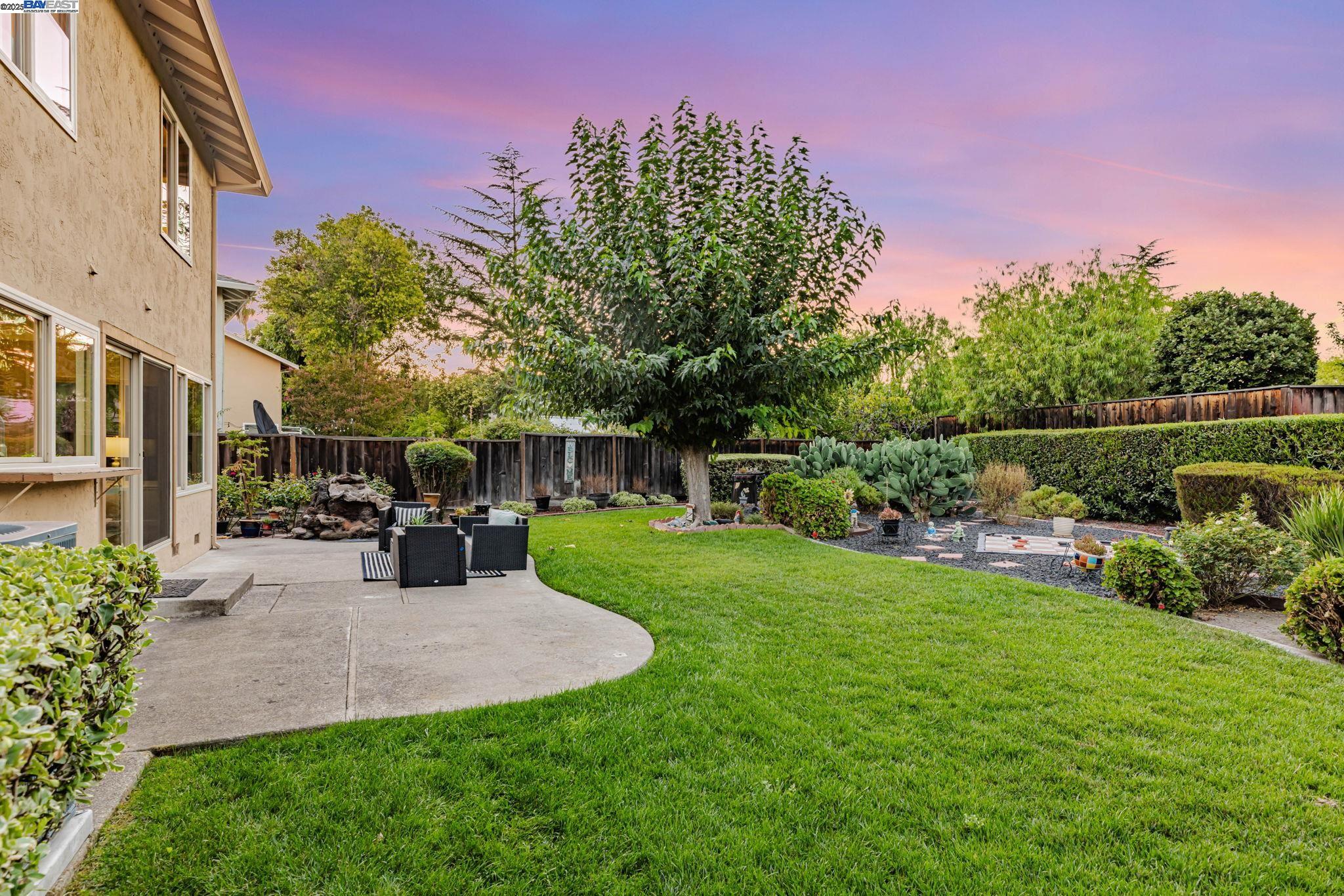 3735 Oak Brook Ct