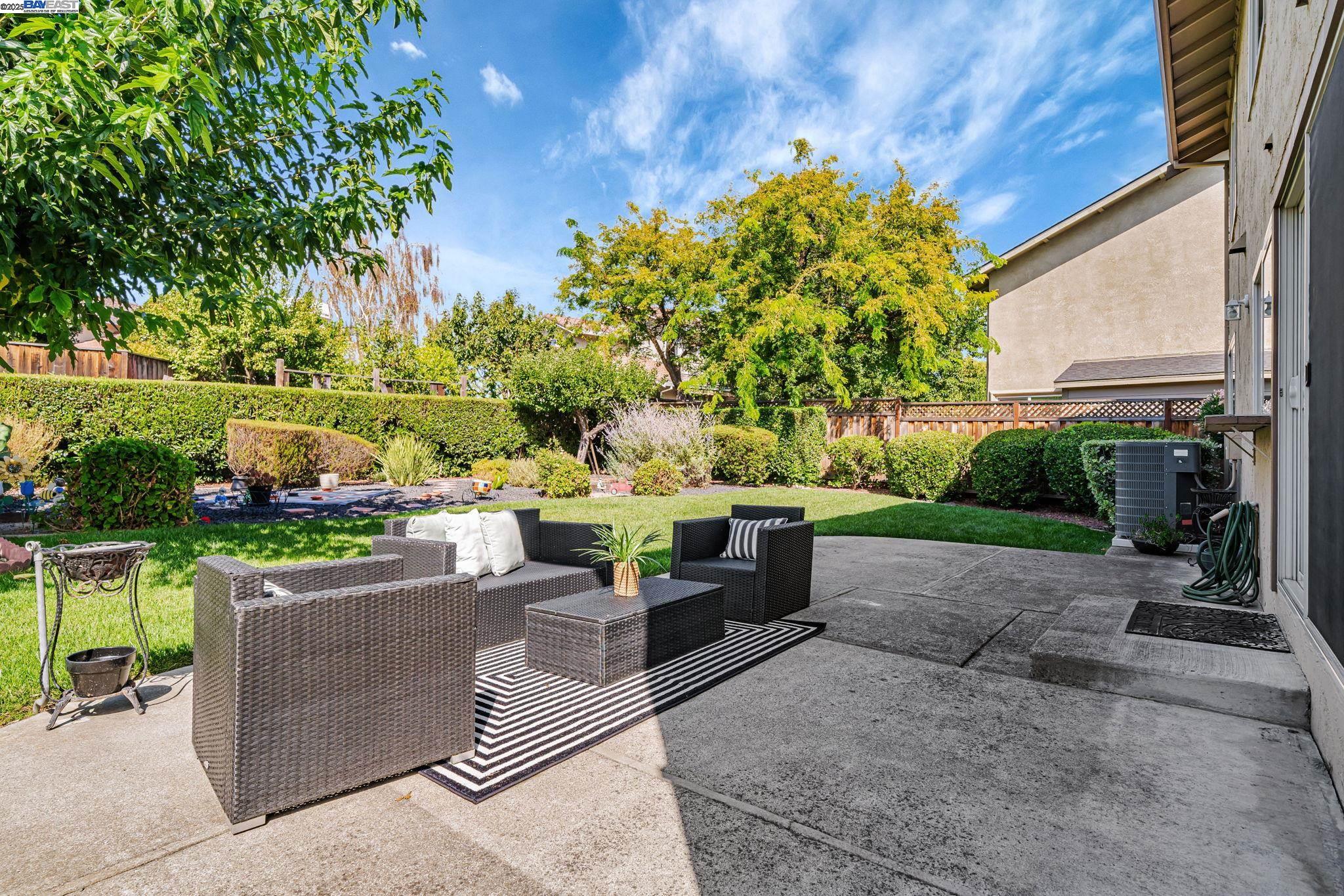 3735 Oak Brook Ct