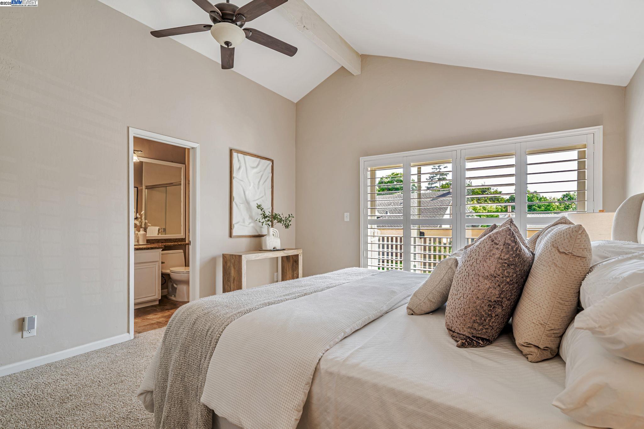 3735 Oak Brook Ct