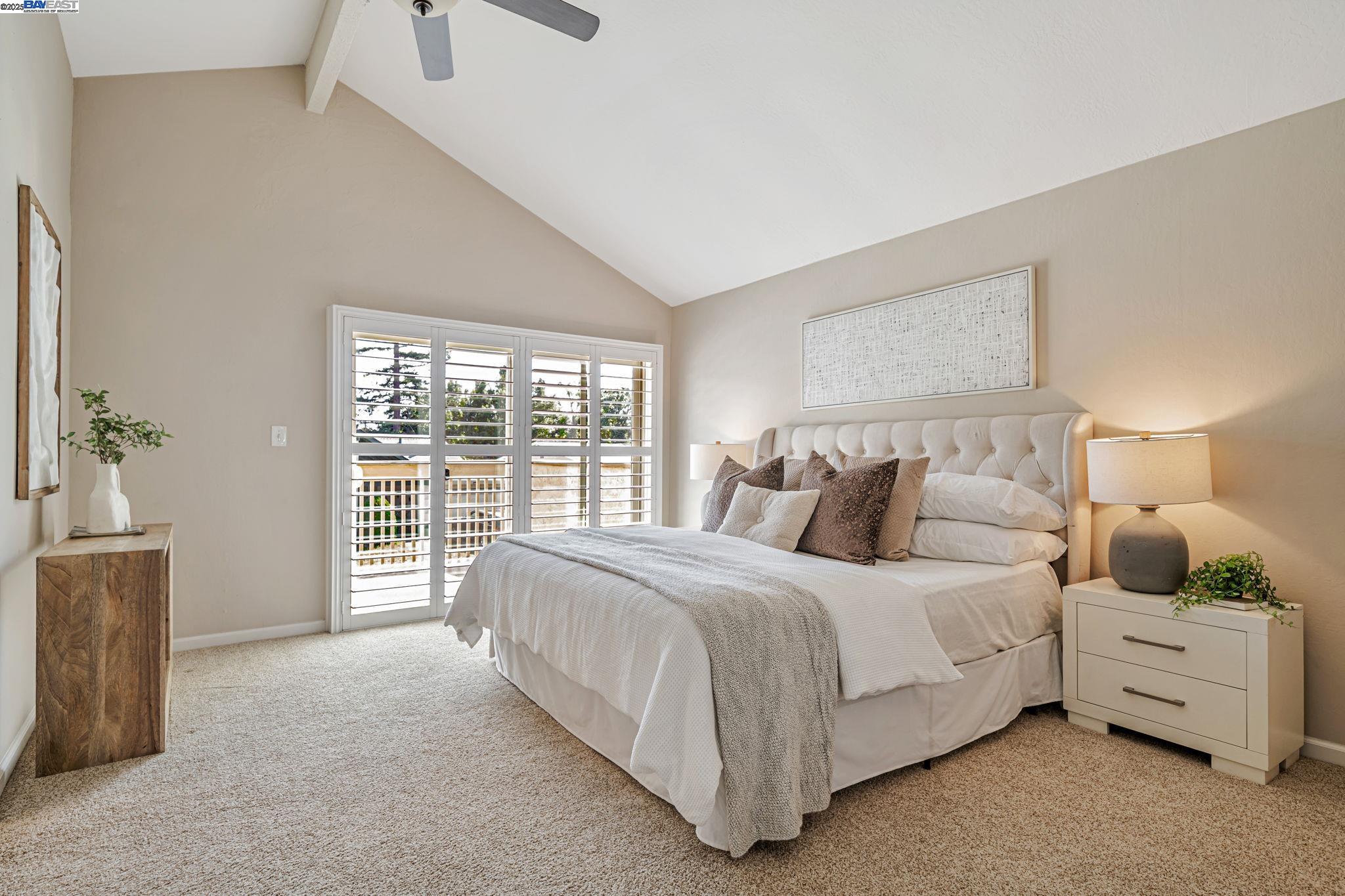 3735 Oak Brook Ct