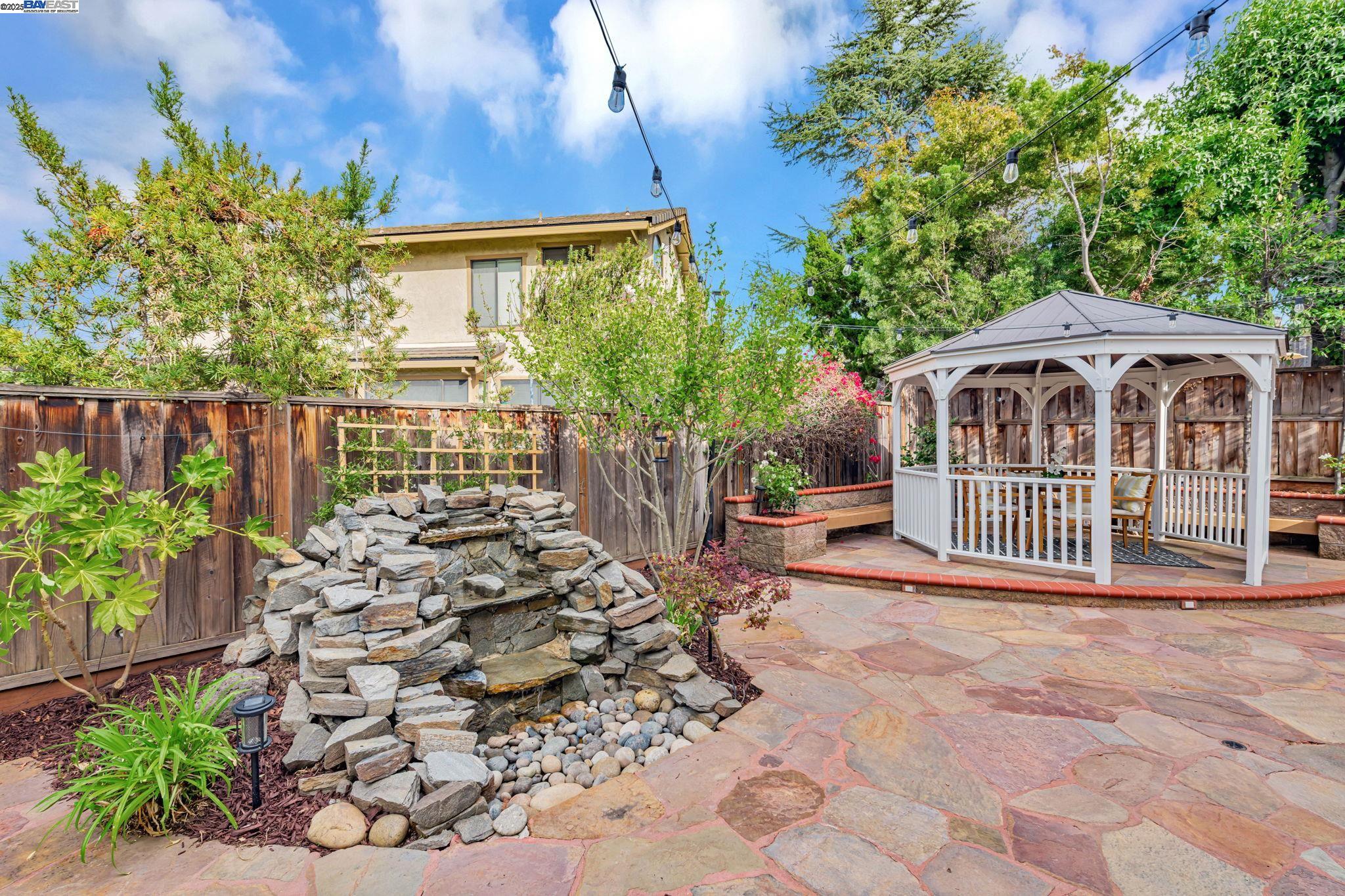 43578 Greenhills Way