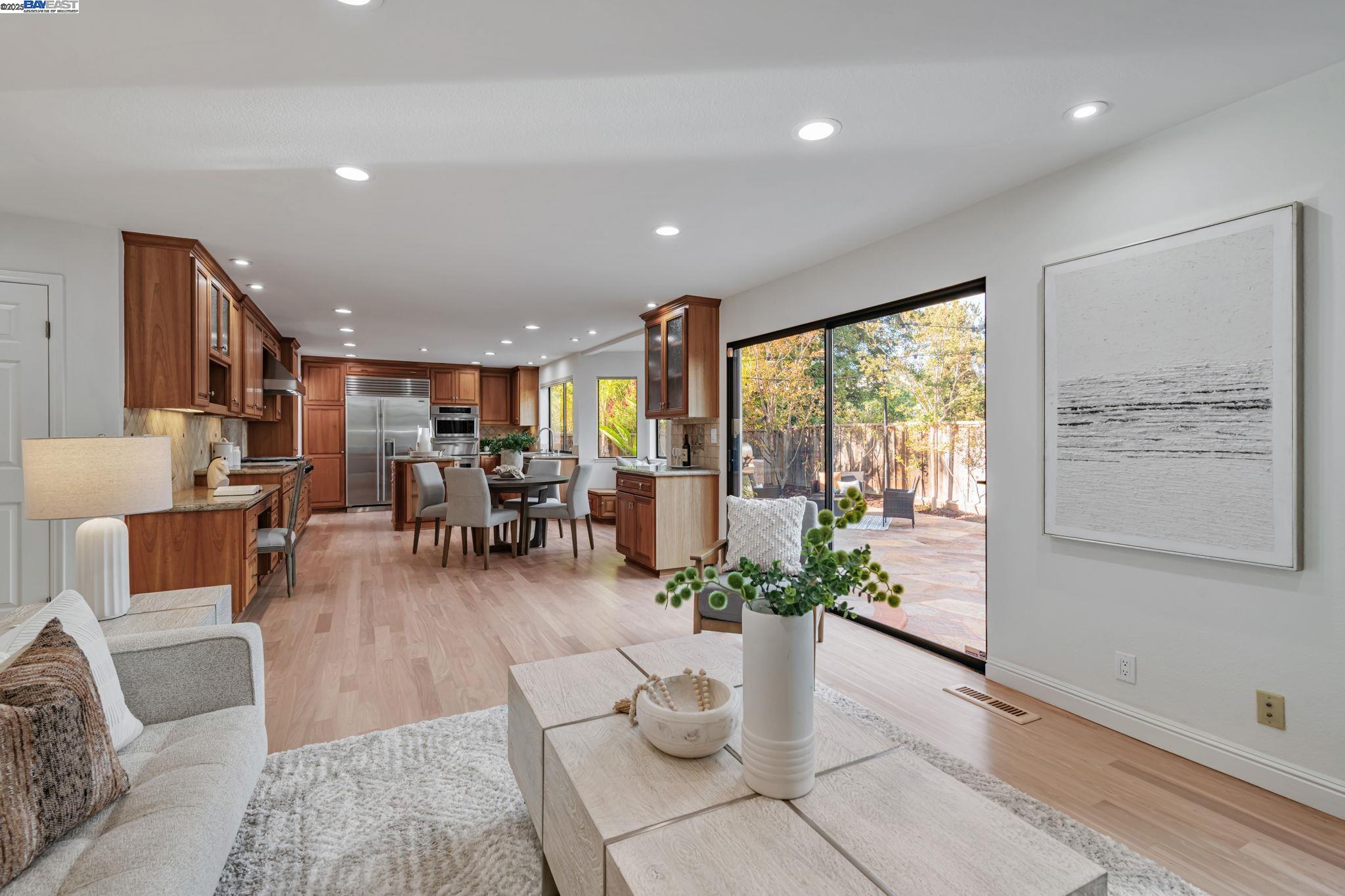 43578 Greenhills Way