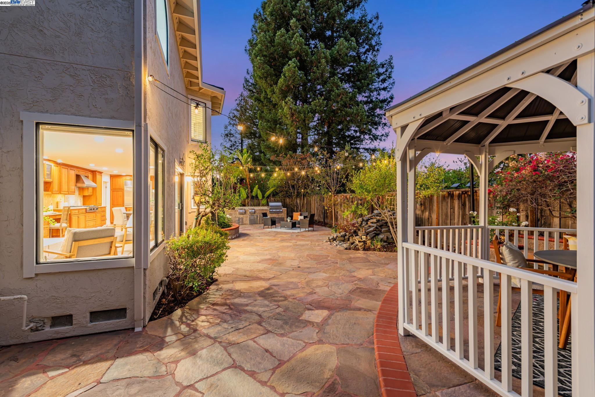 43578 Greenhills Way