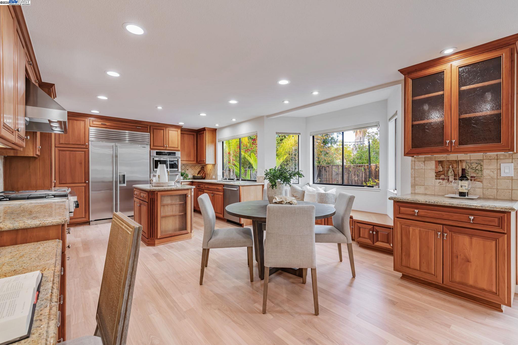 43578 Greenhills Way