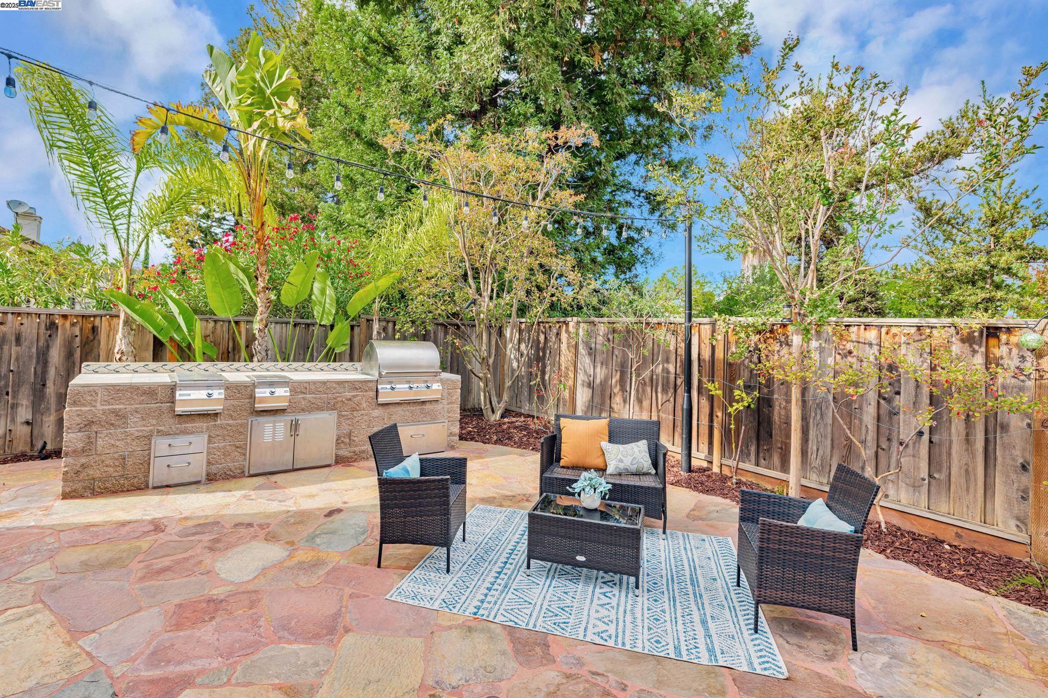 43578 Greenhills Way