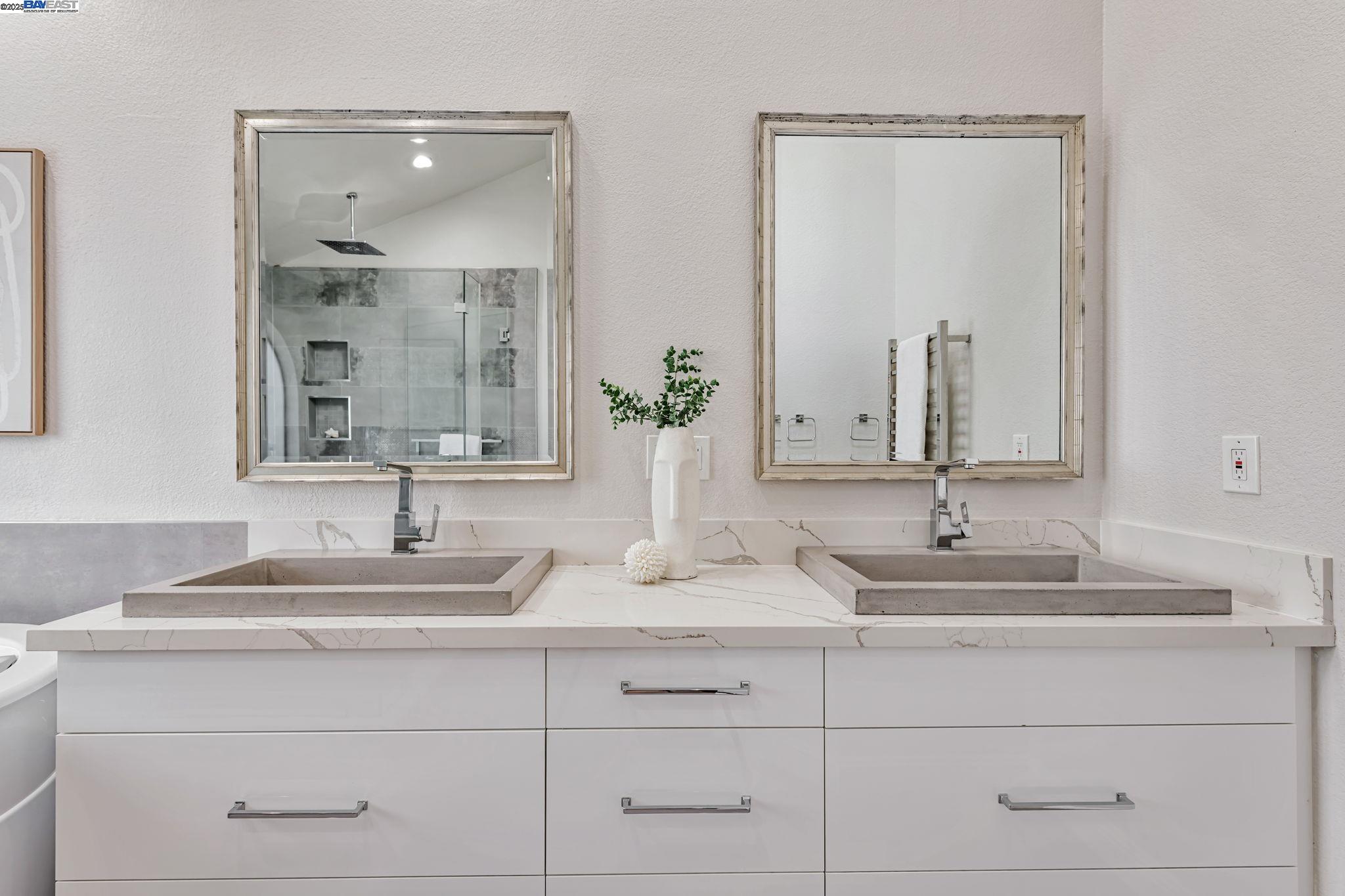 43578 Greenhills Way