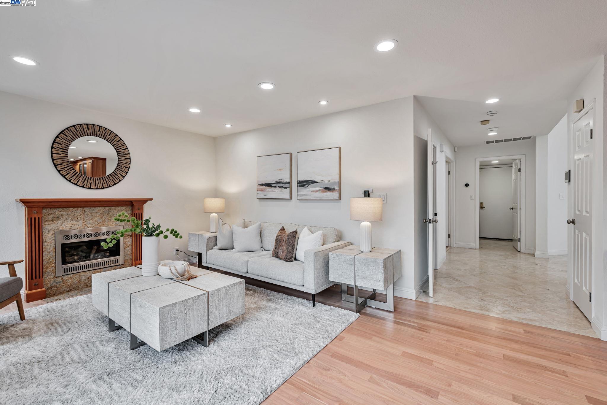 43578 Greenhills Way