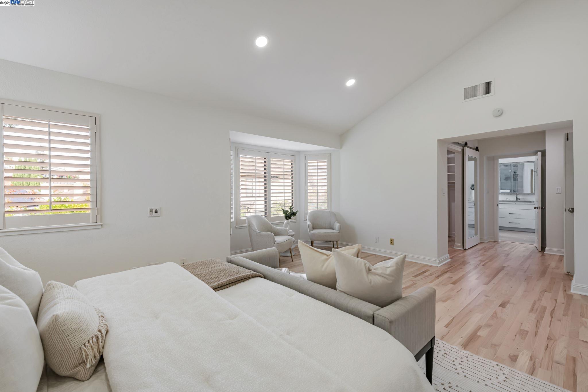 43578 Greenhills Way