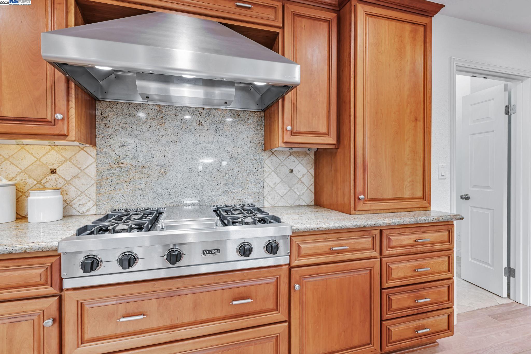 43578 Greenhills Way