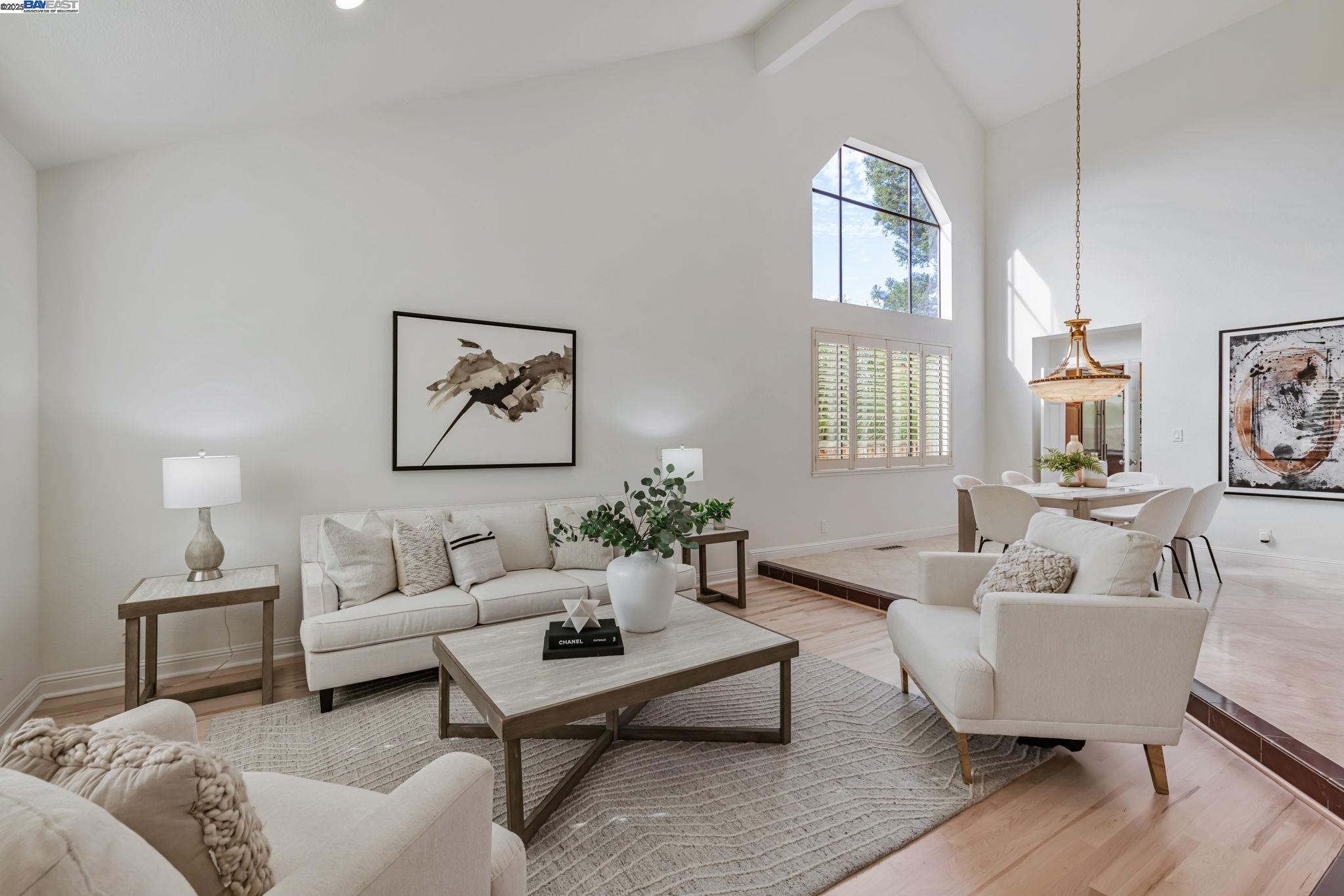 43578 Greenhills Way