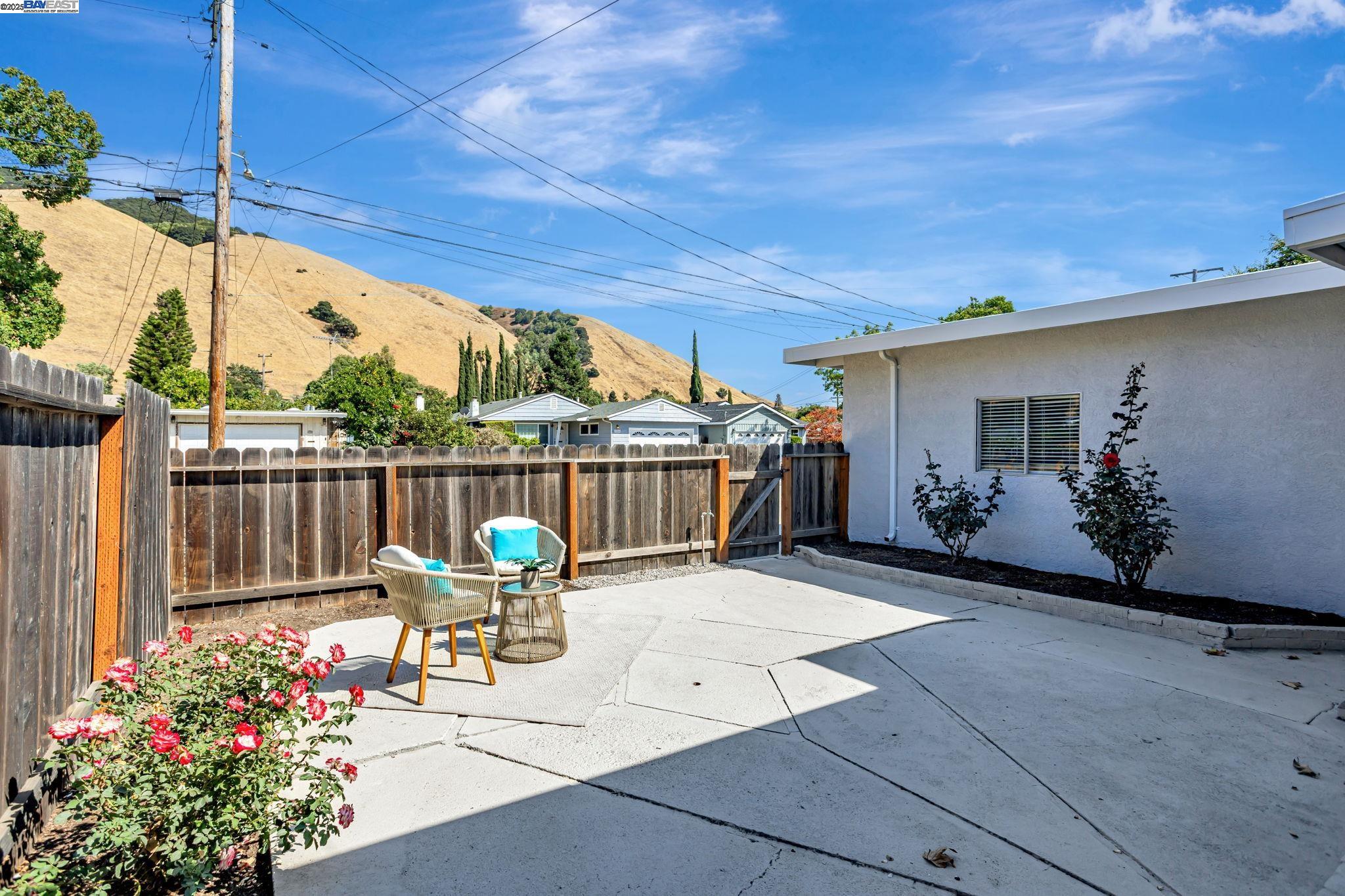 729 Wasatch Dr