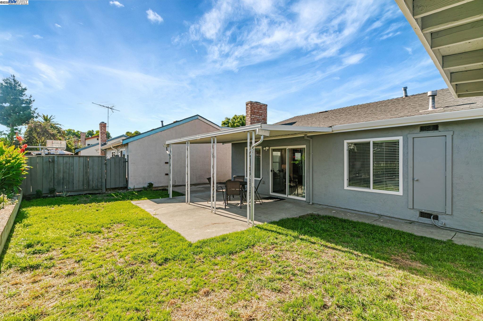 34915 Skylark Dr