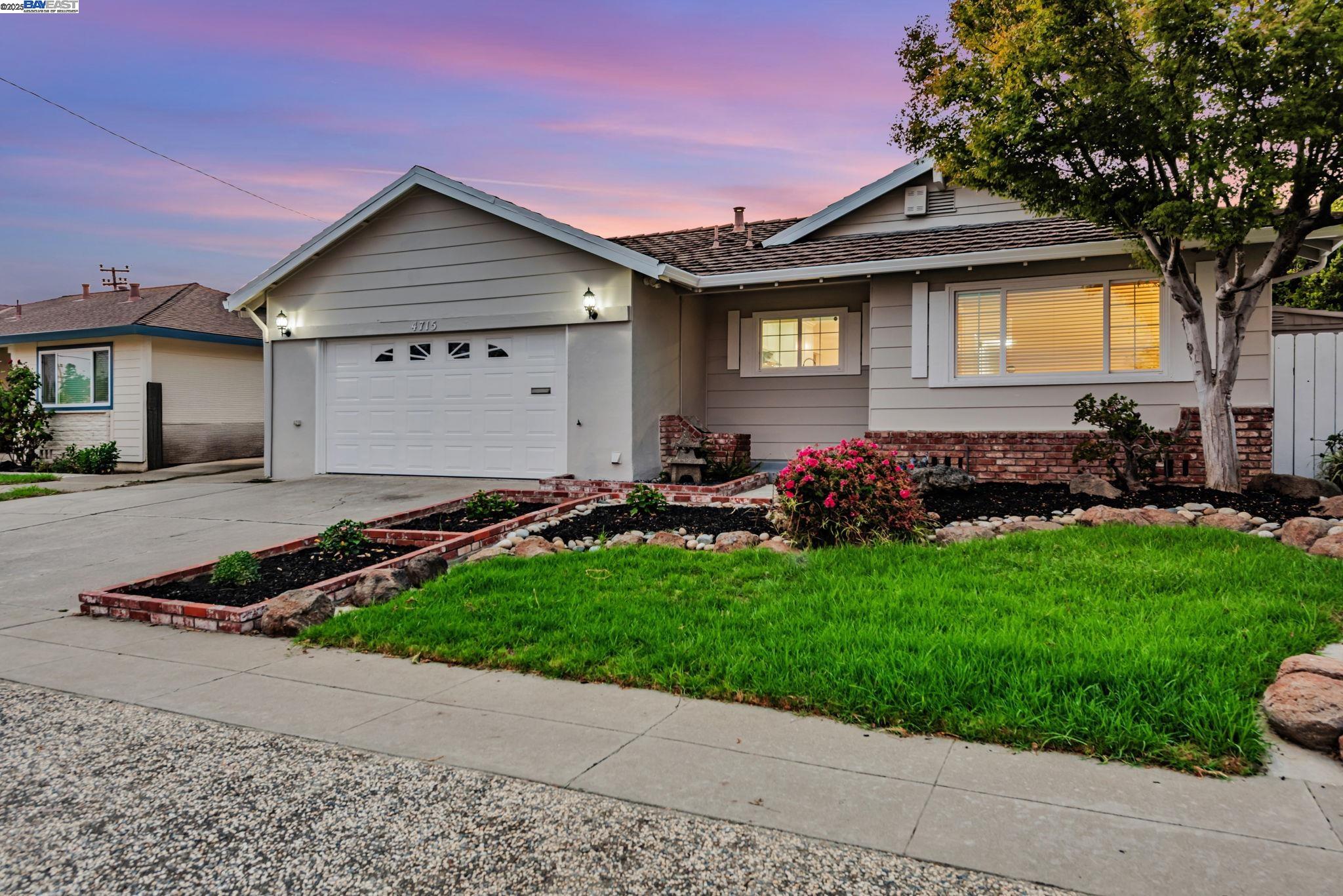 4715 Mildred Dr