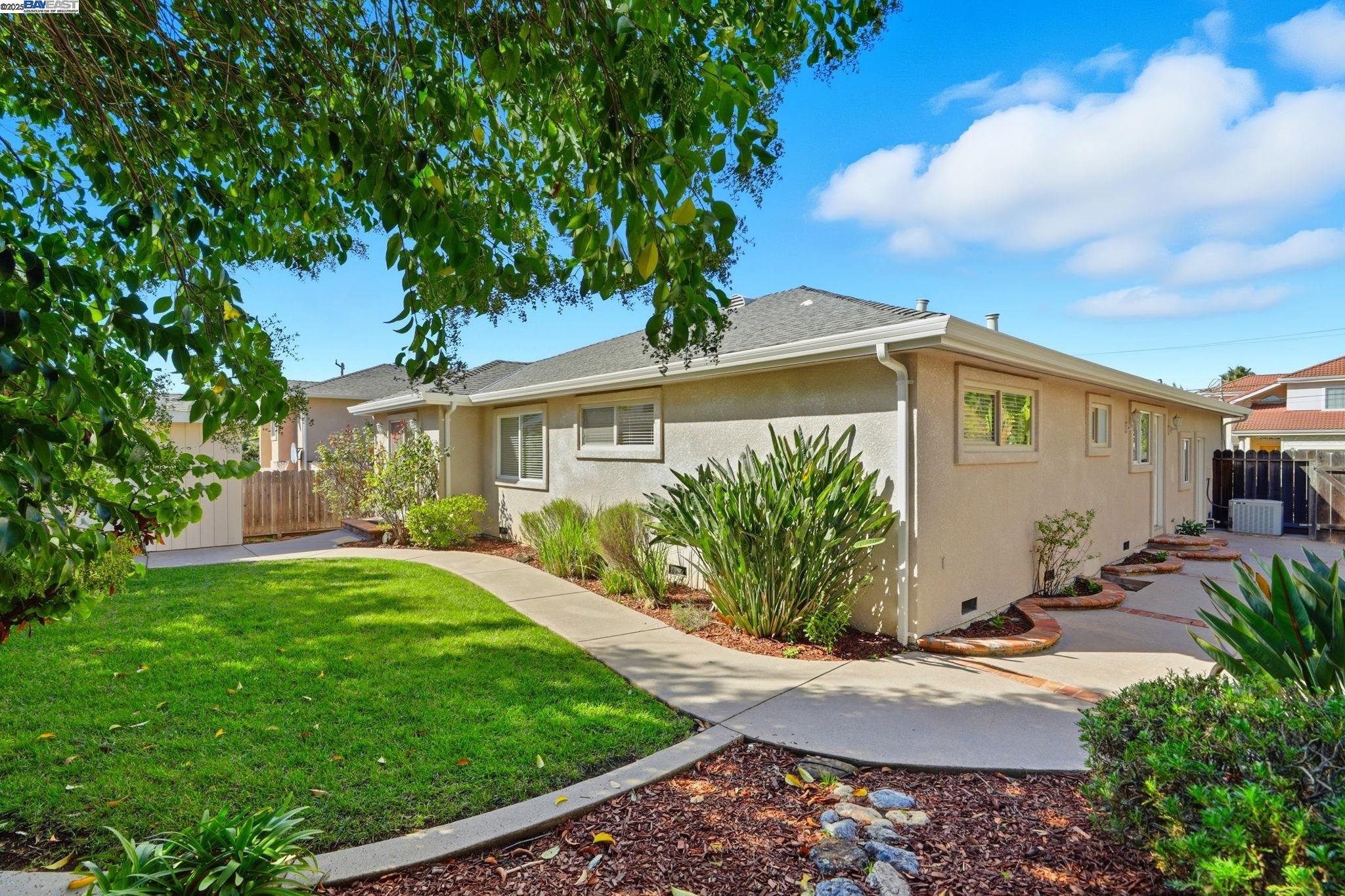 124 Linmore Dr, Fremont