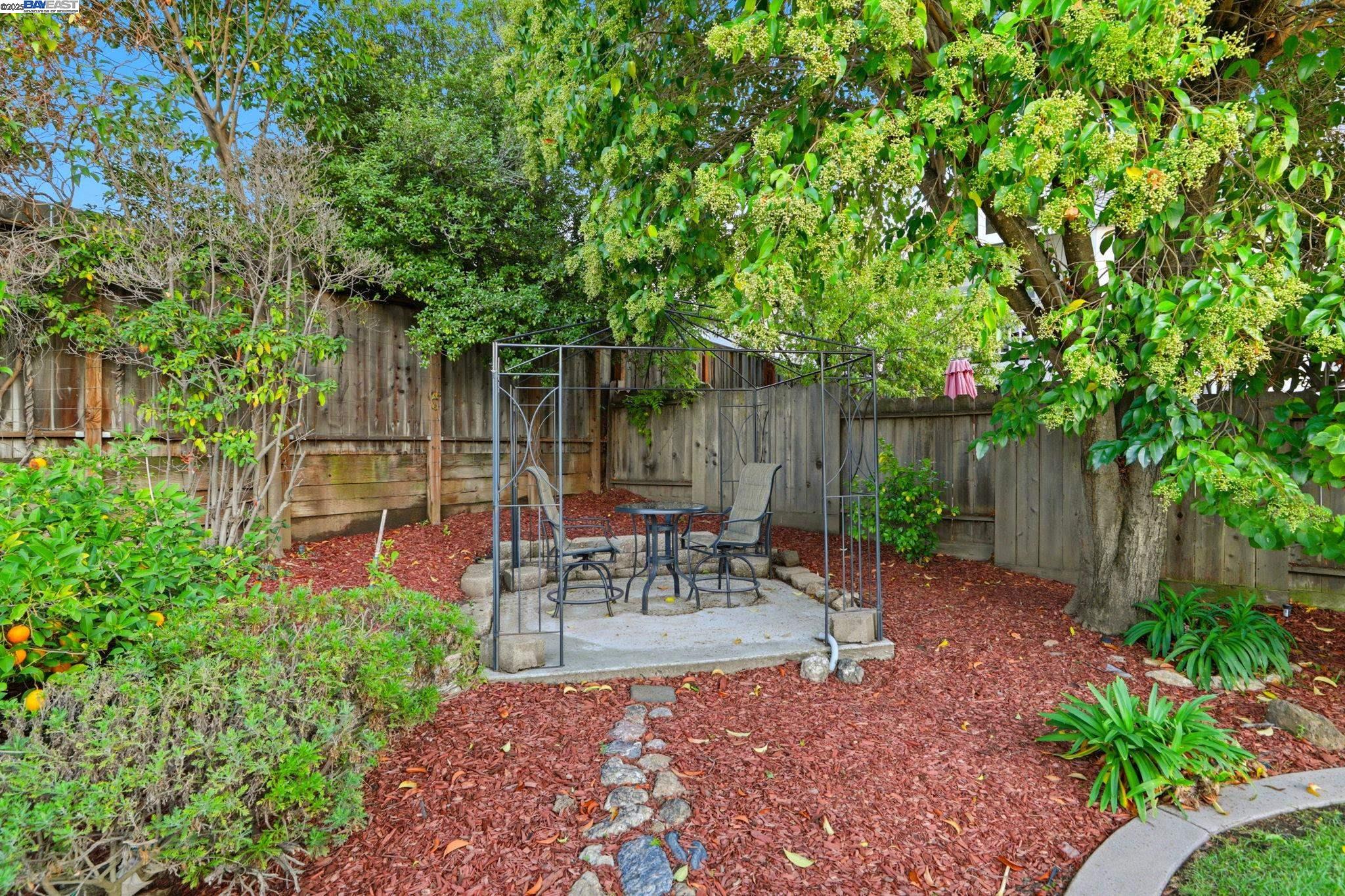 124 Linmore Dr, Fremont