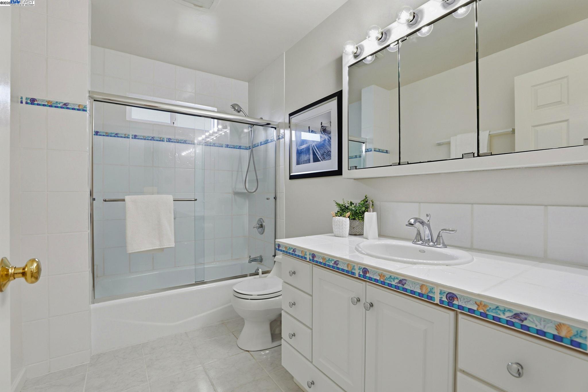 124 Linmore Dr, Fremont