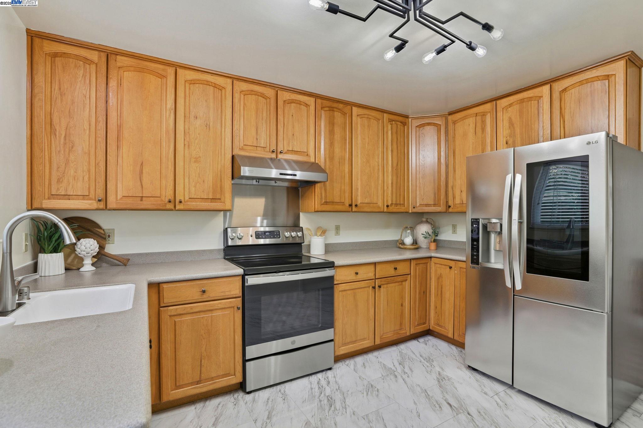 124 Linmore Dr, Fremont