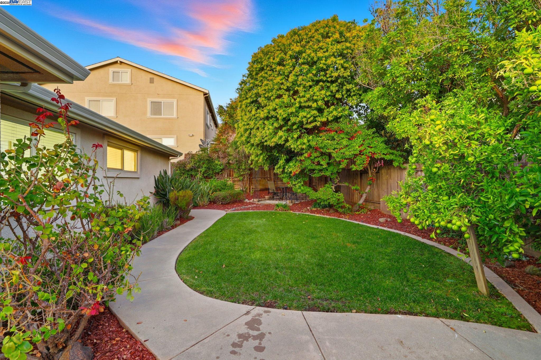124 Linmore Dr, Fremont