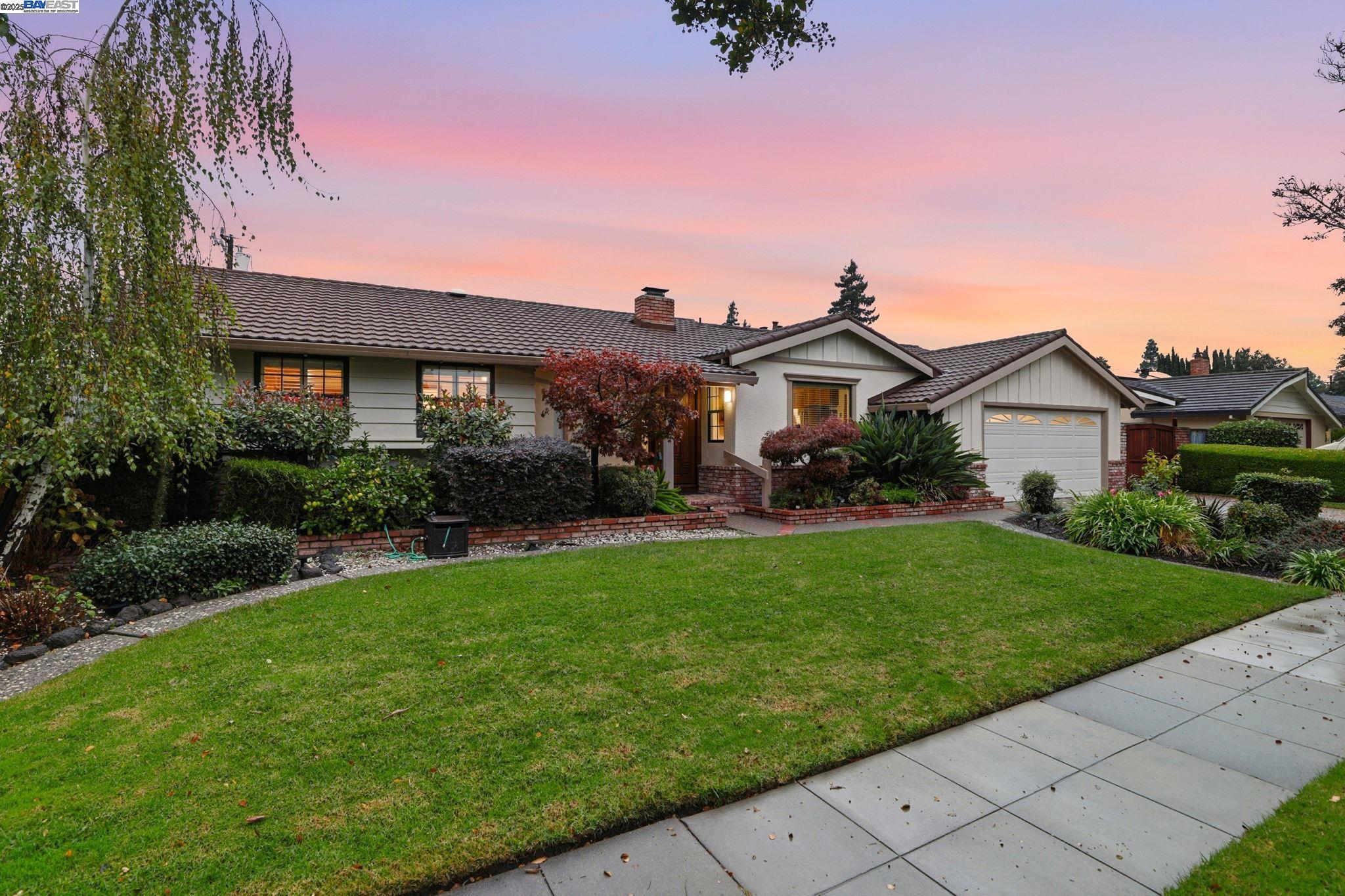 877 Cashew Way
