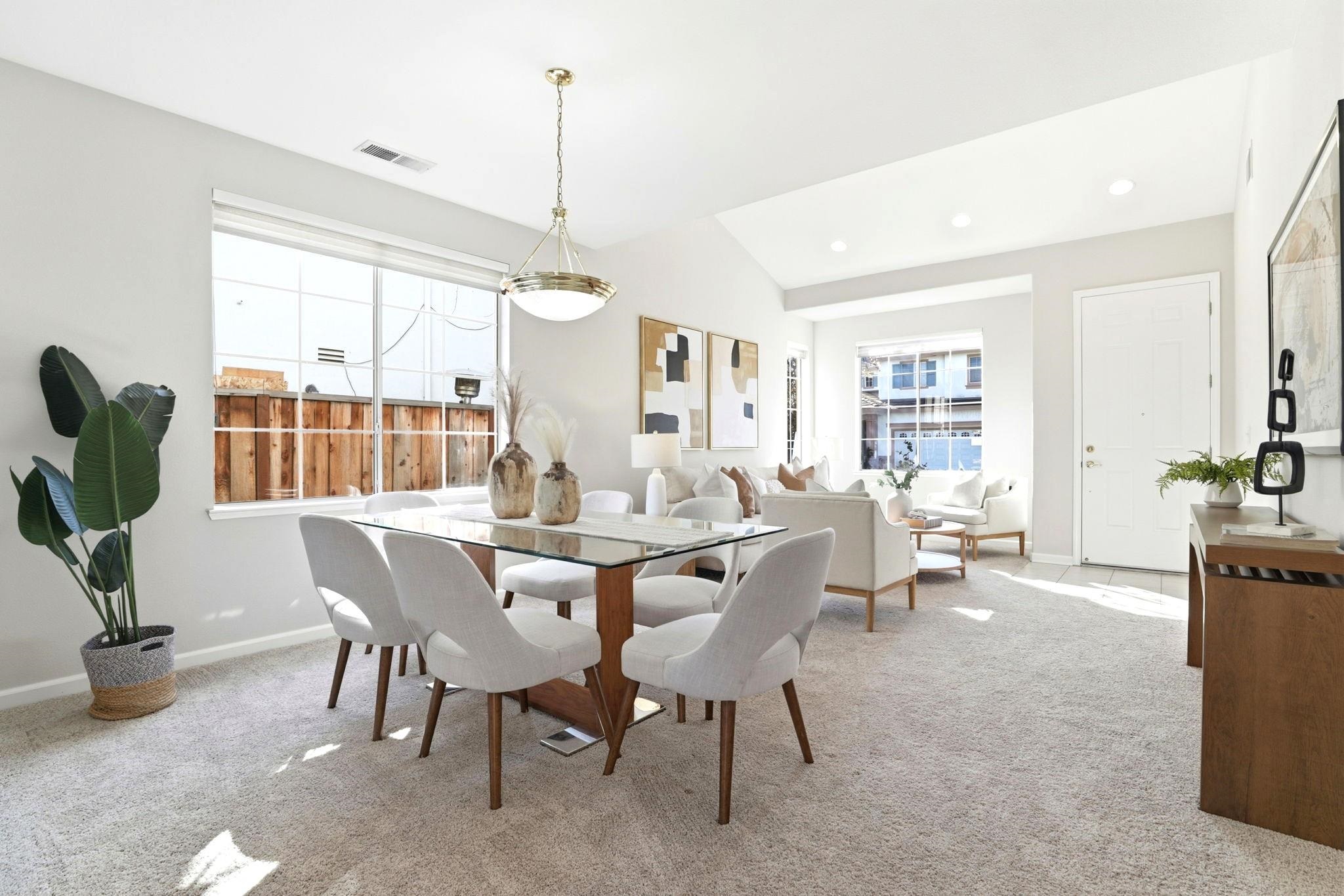 37521 Summer Holly Cmn