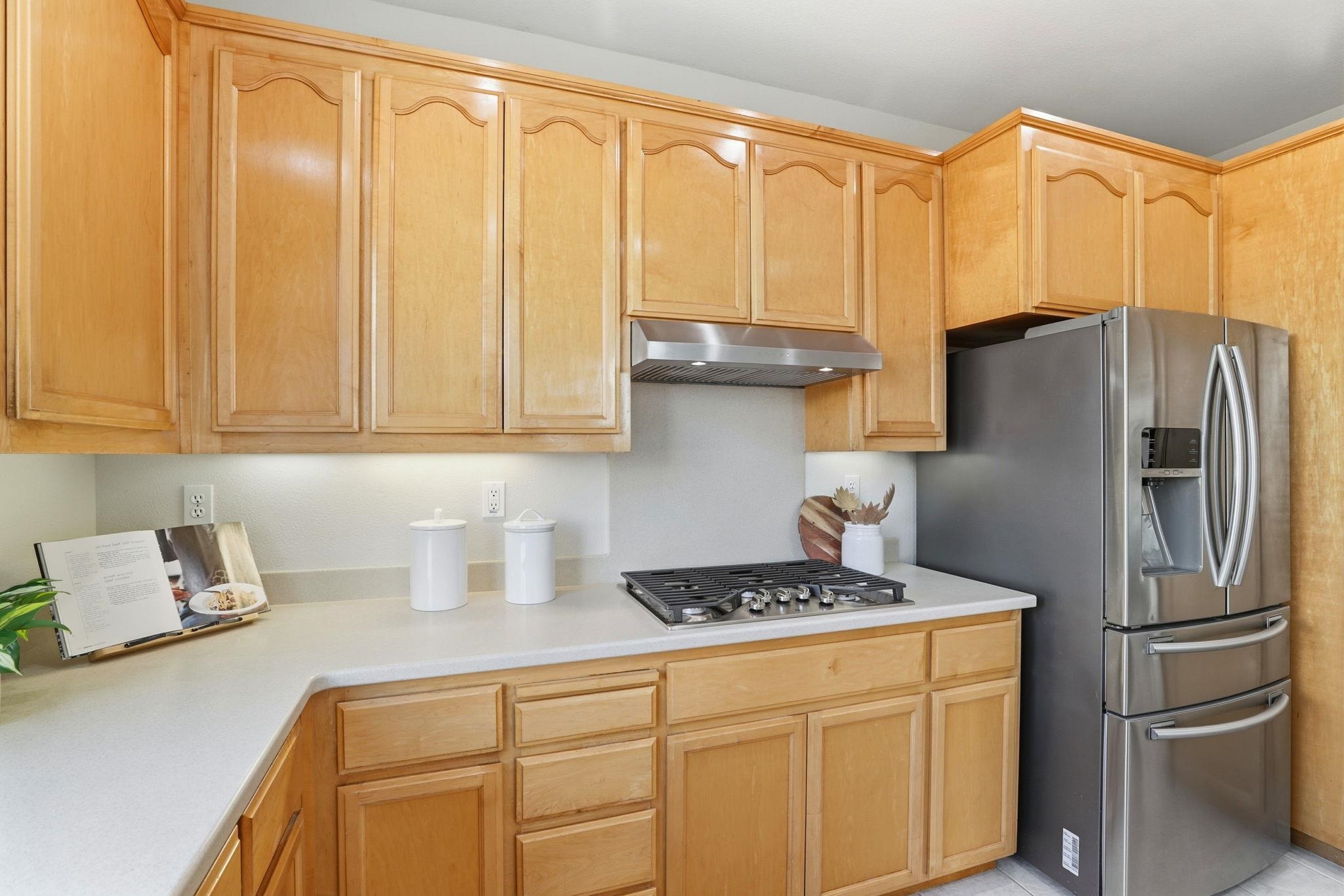 37521 Summer Holly Cmn