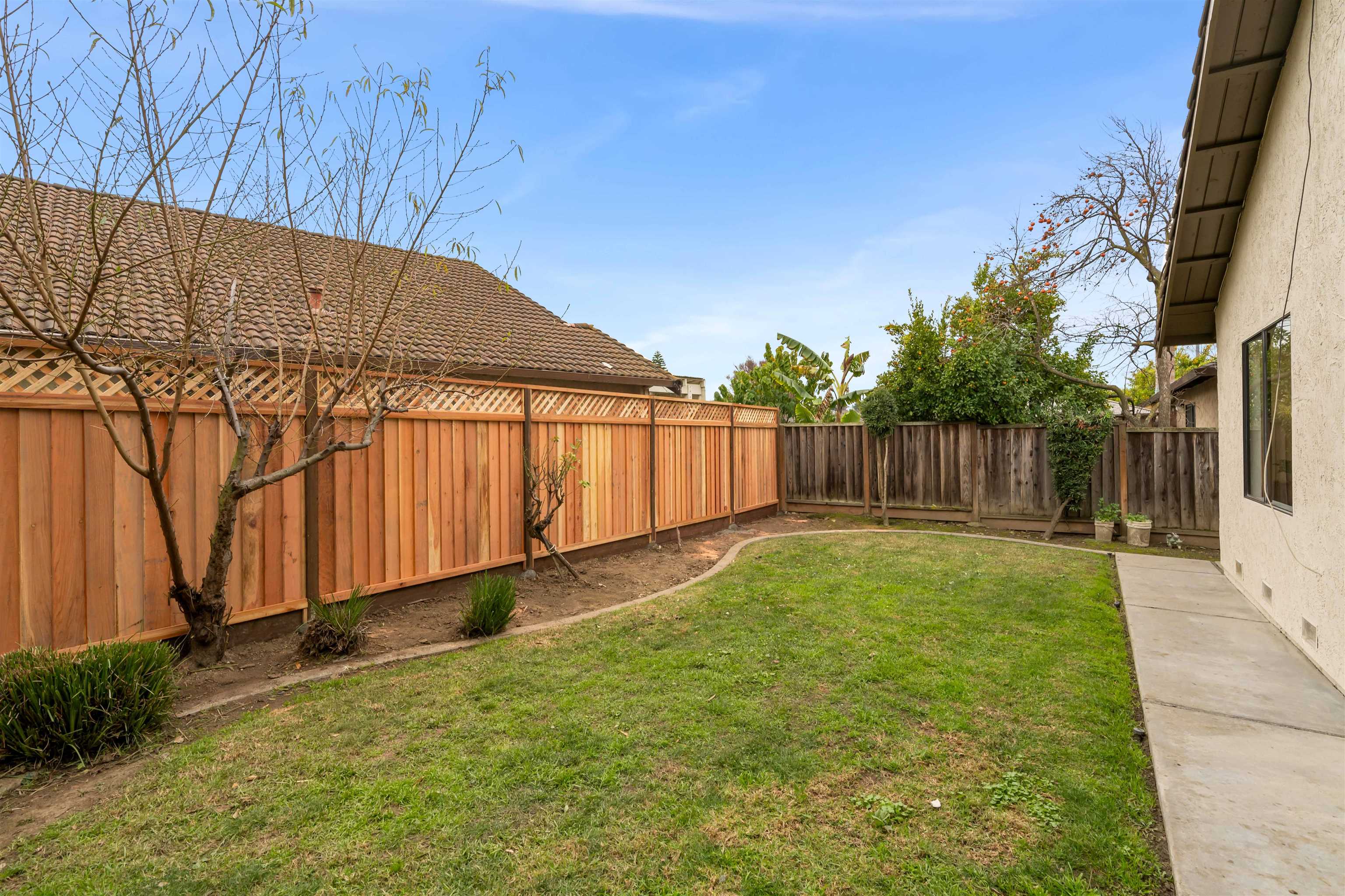 2728 Hop Ranch Rd