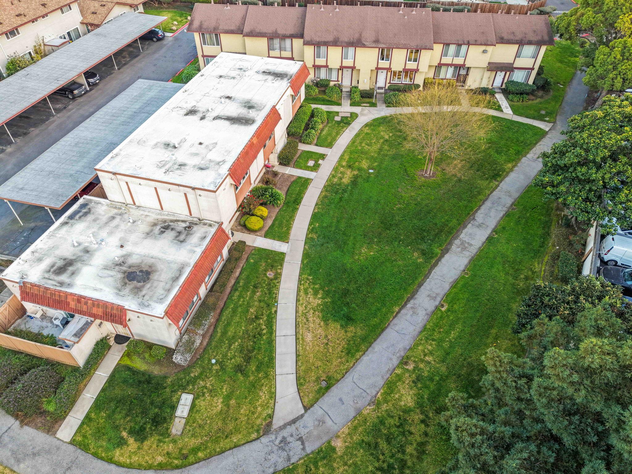 3717 Gainsborough Ter