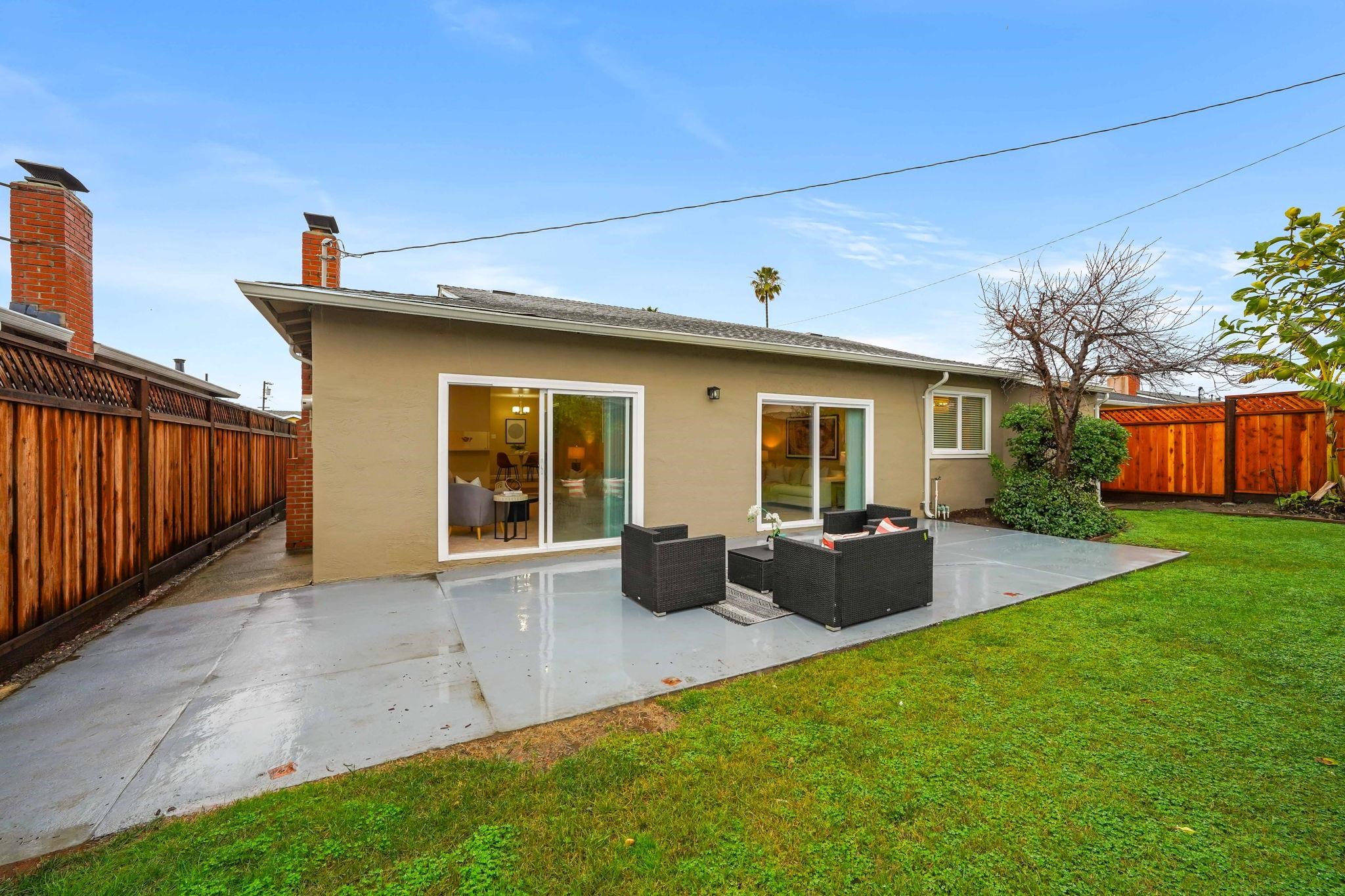 42688 Saratoga Park St