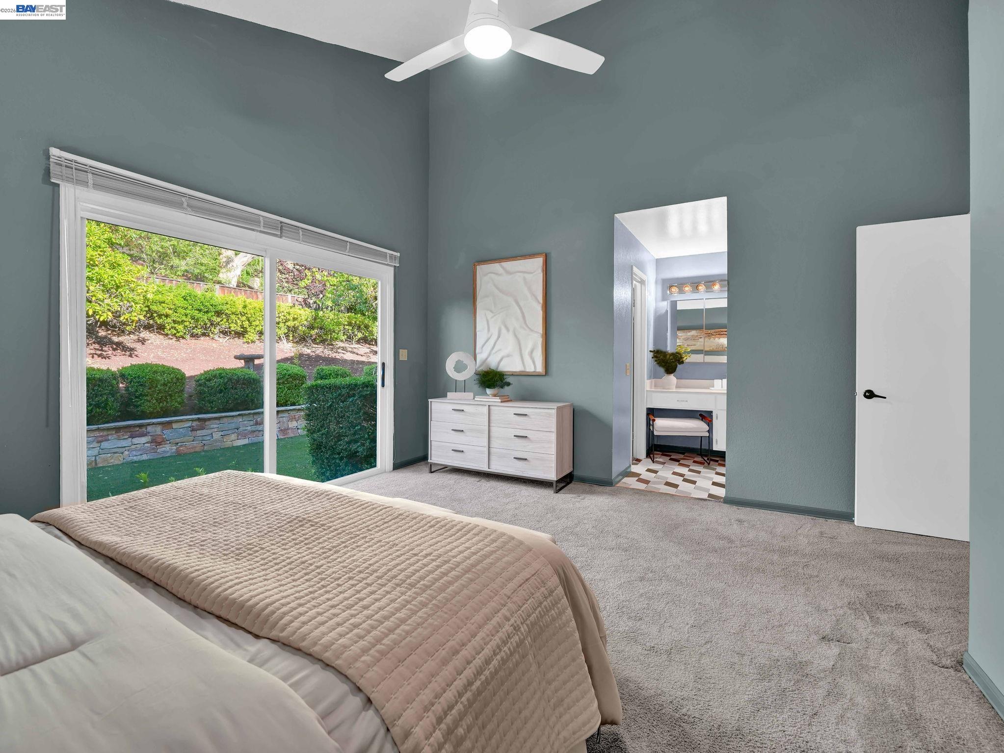 38590 Canyon Heights Dr