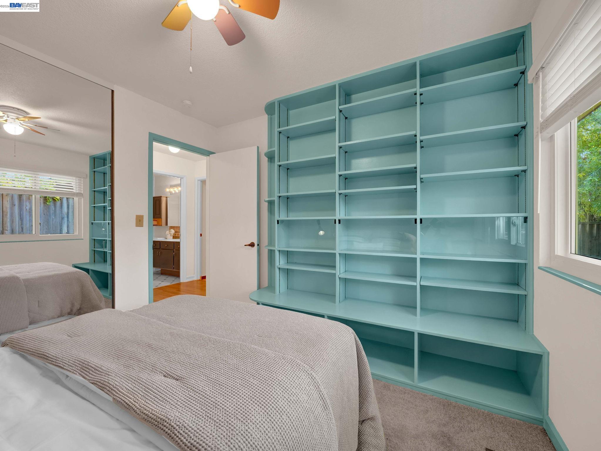 38590 Canyon Heights Dr