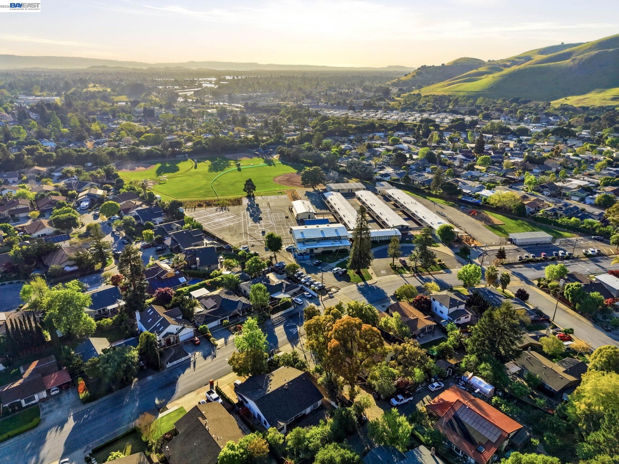 38590 Canyon Heights Dr