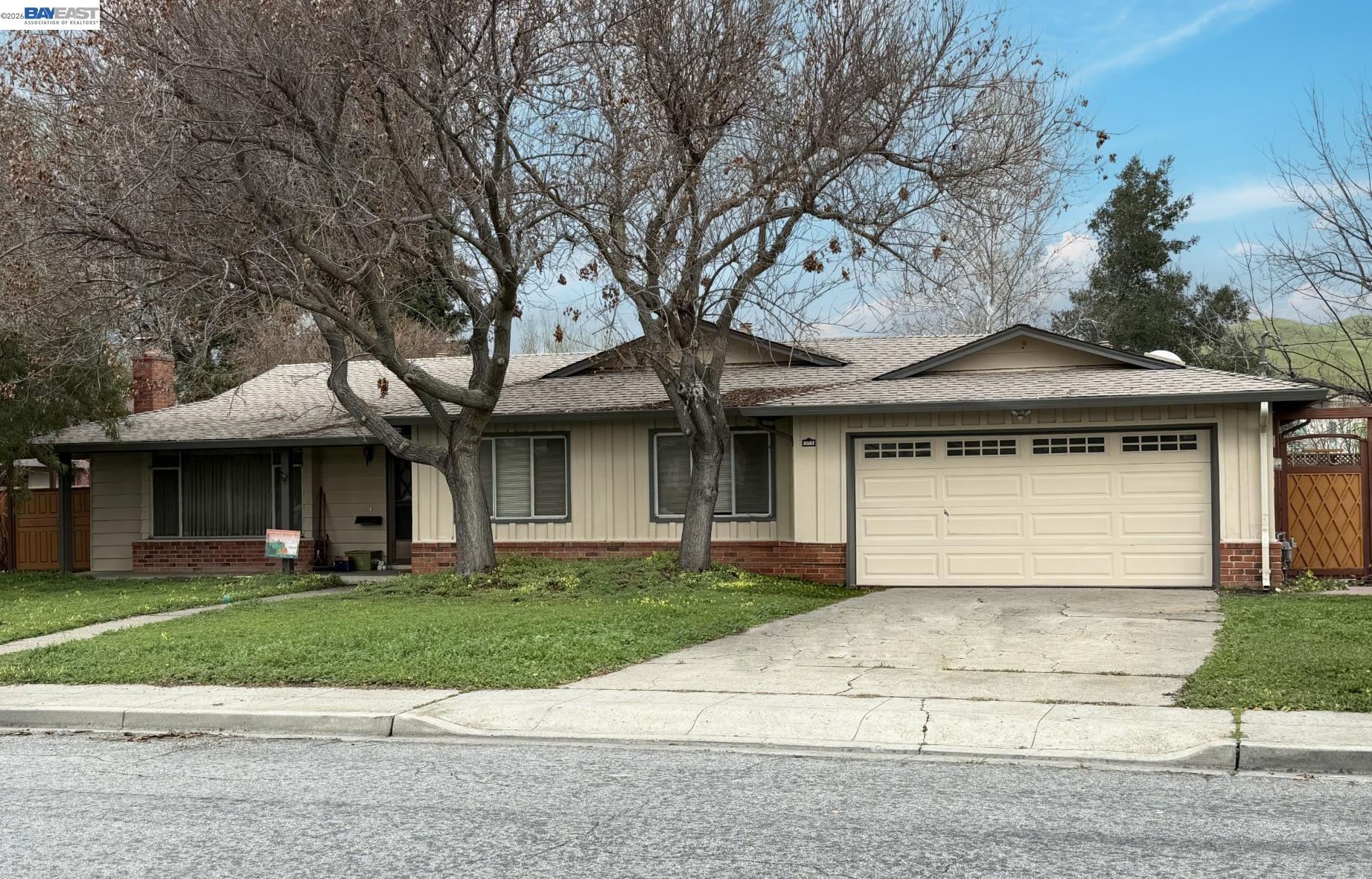 865 Kensington Dr