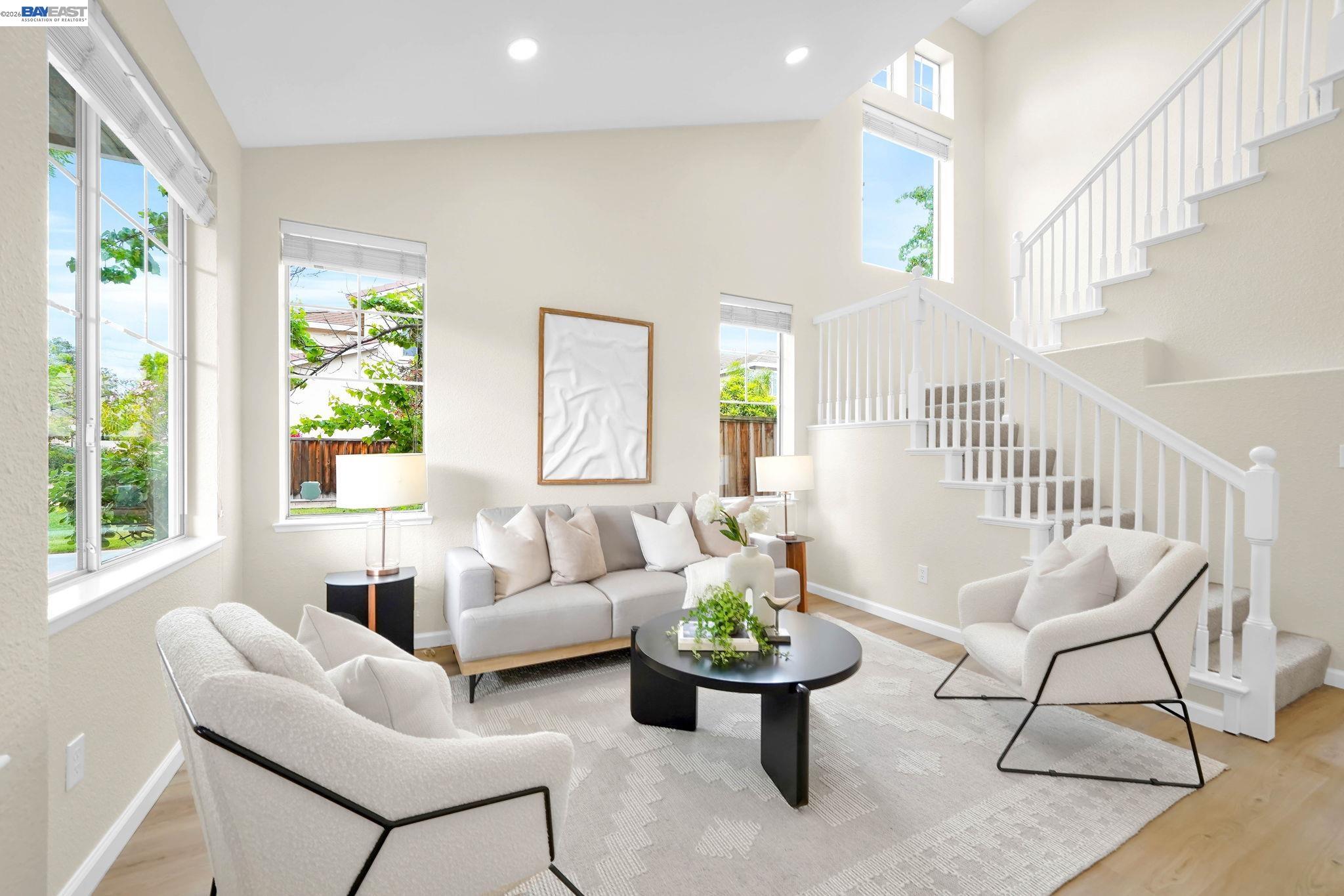 37489 Summer Holly Cmn