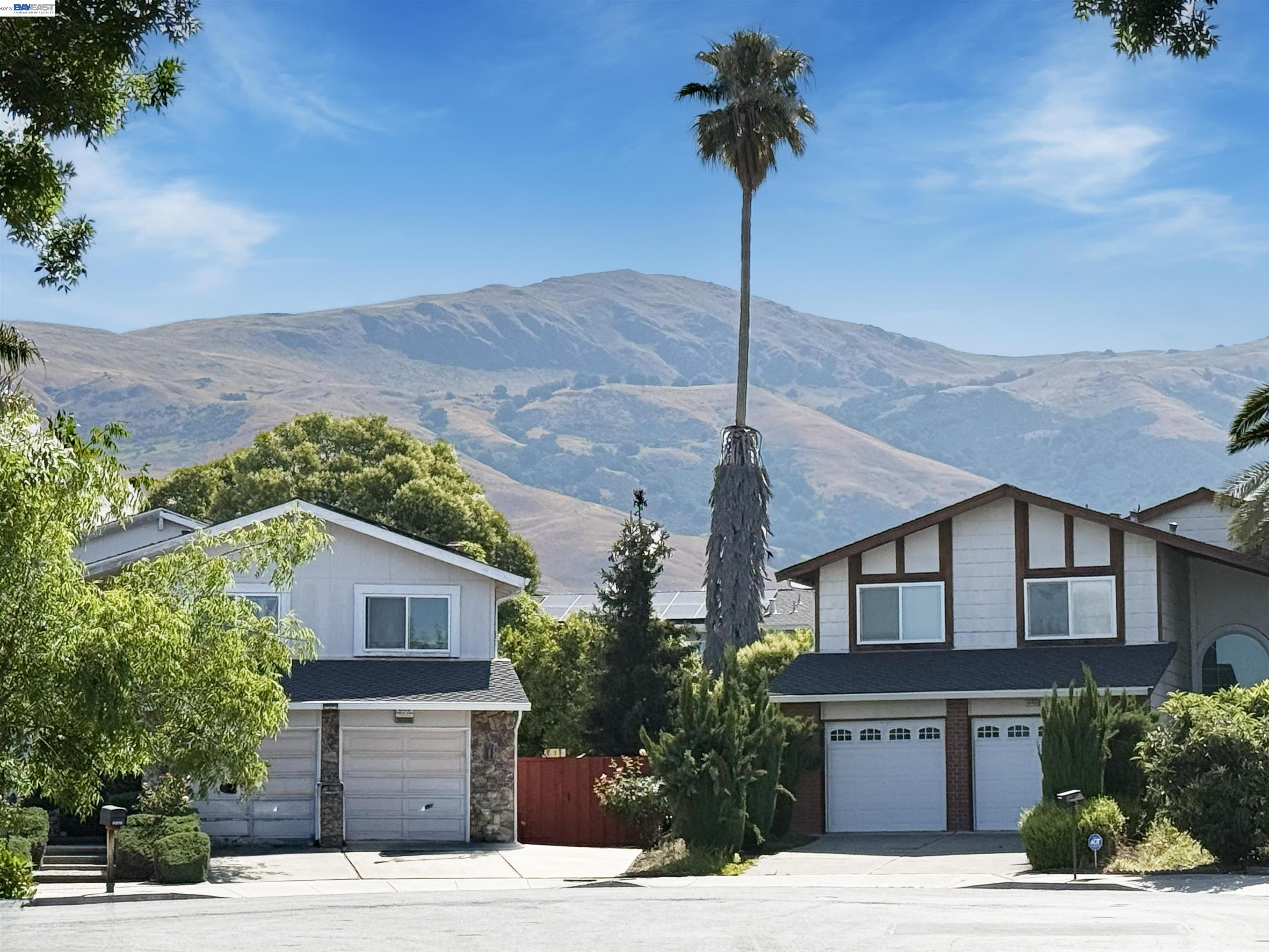 45399 Little Foot Pl