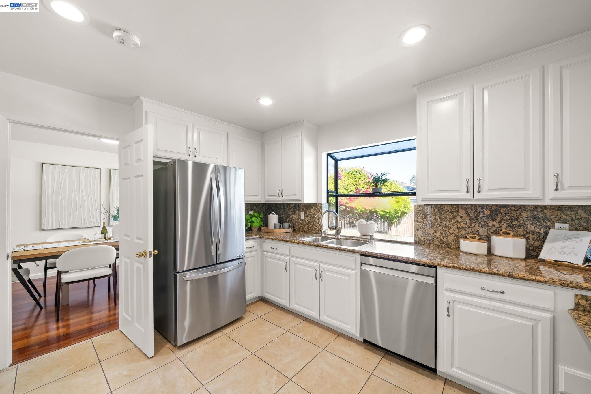40374 San Sebastian Pl