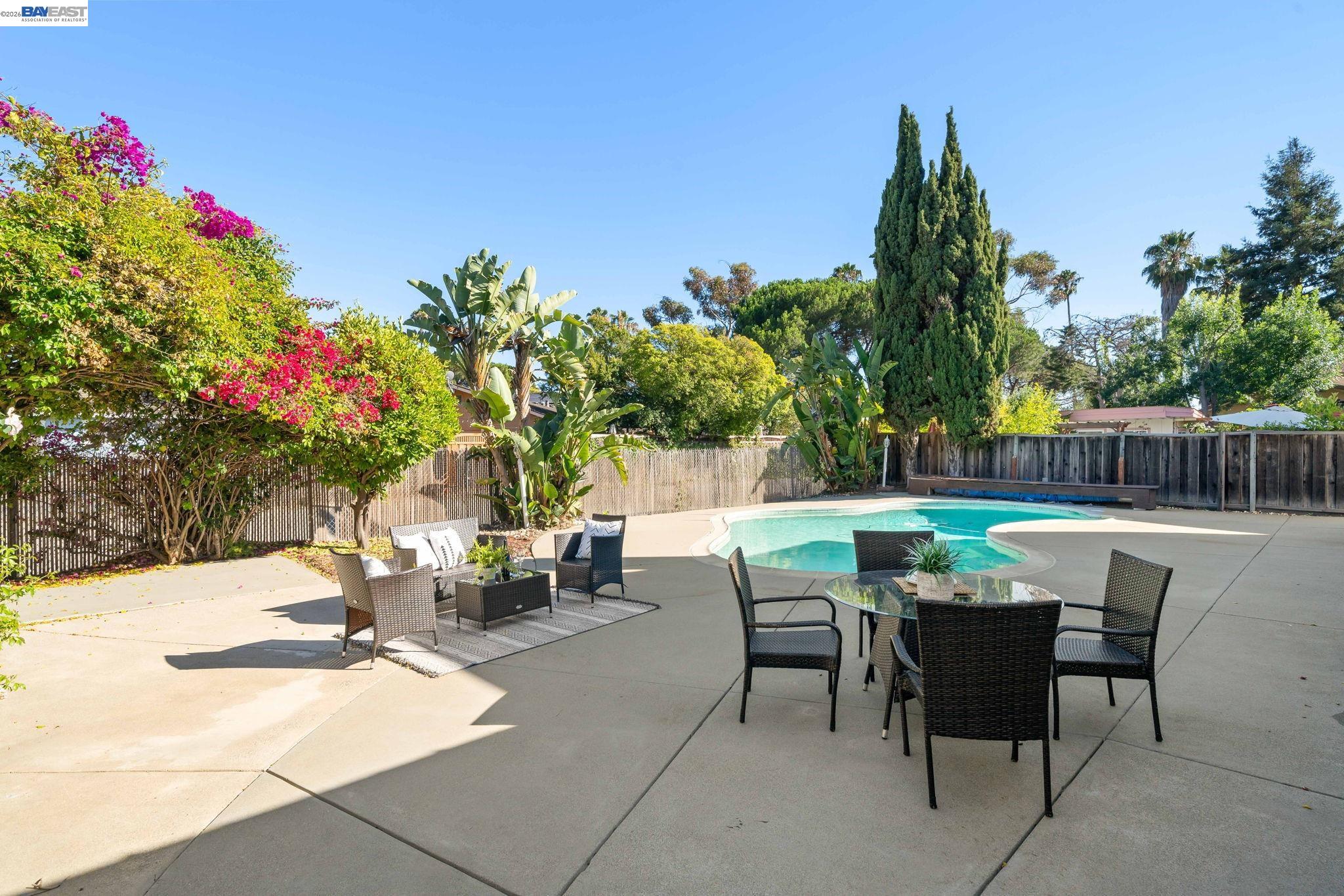 40374 San Sebastian Pl