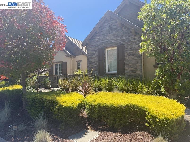 65 Stonebrae Rd