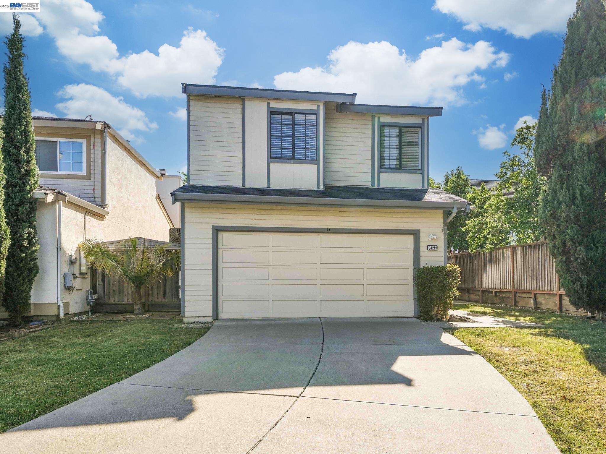 34219 Kenwood Dr