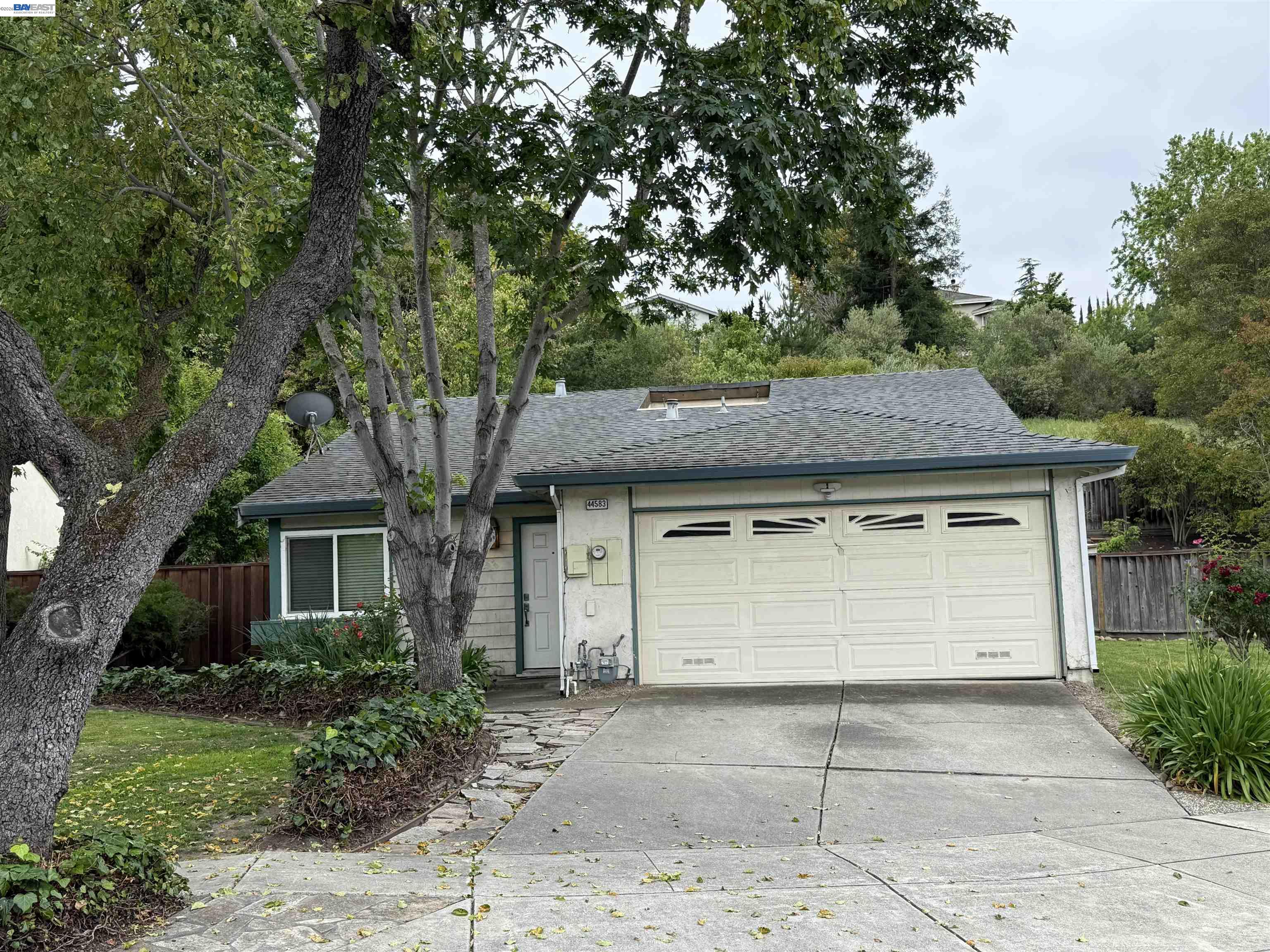 44583 Japala Pl