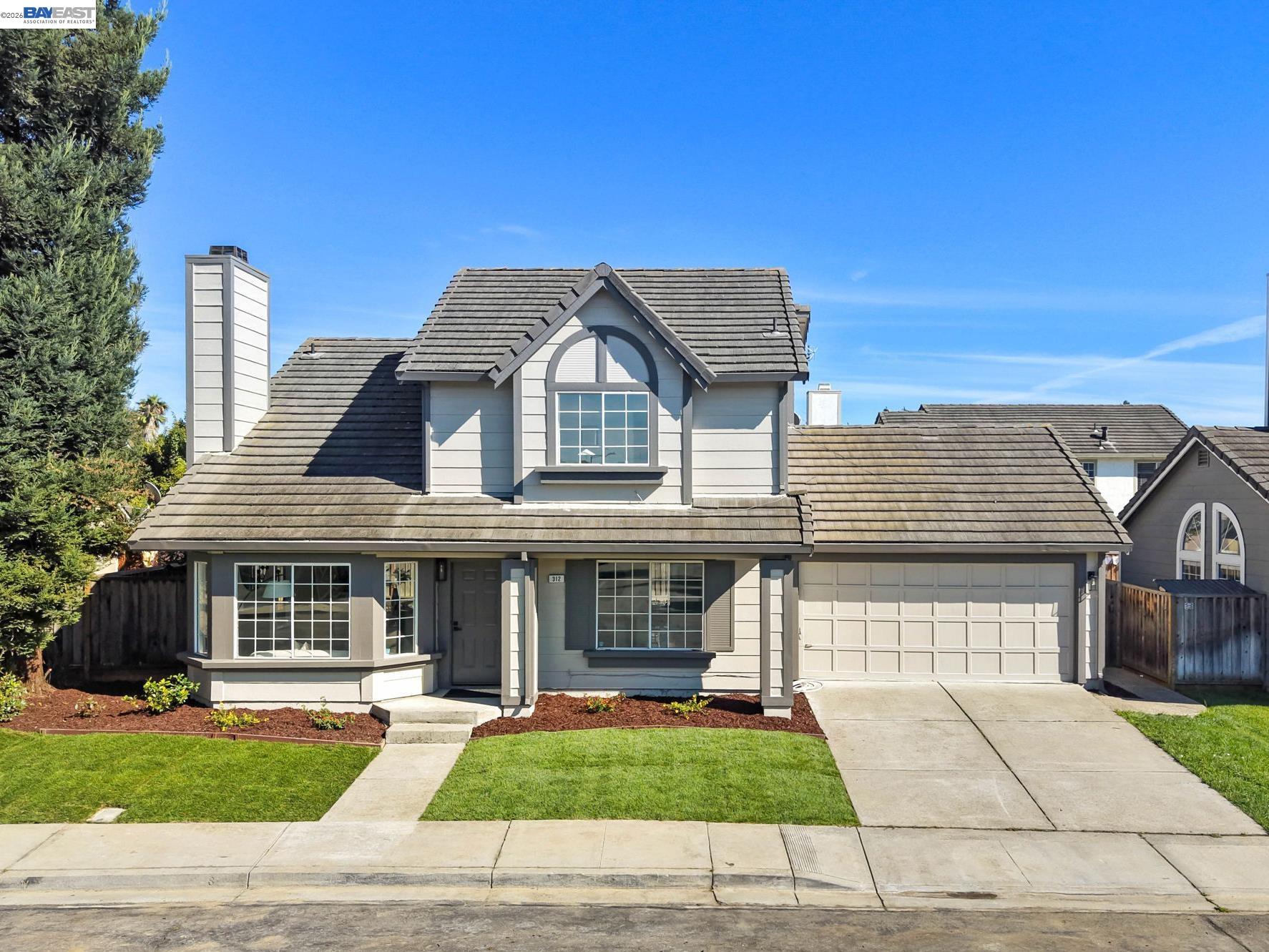 312 Rivercreek Dr