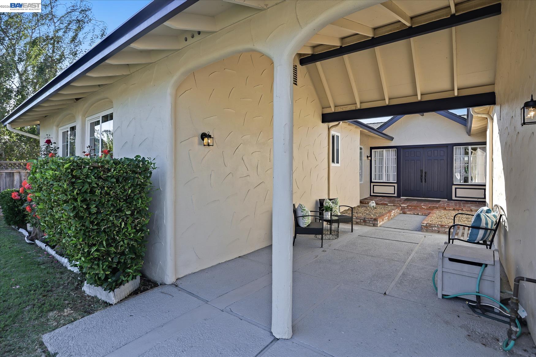 5261 Sussex Pl