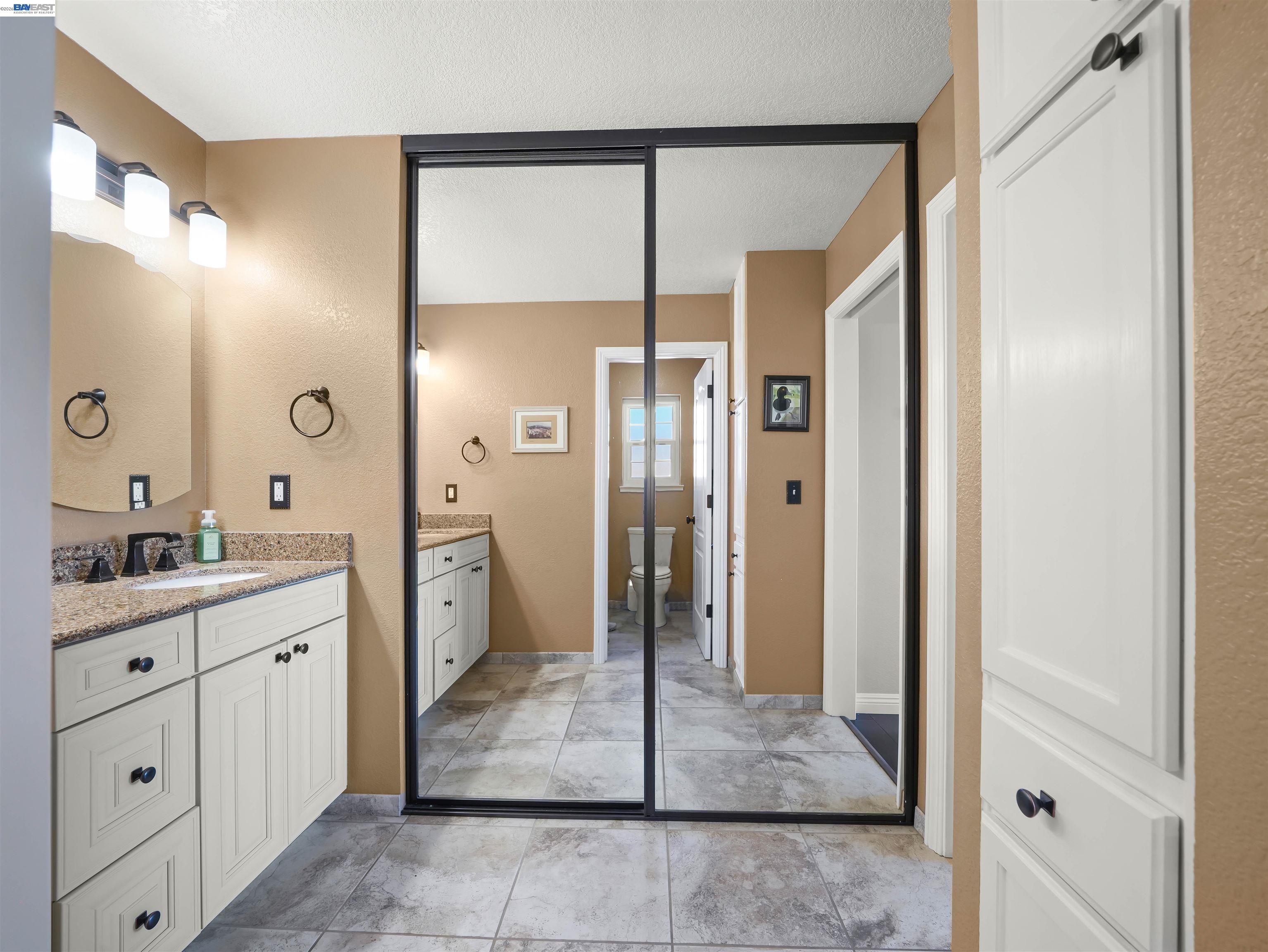 45399 Little Foot Pl