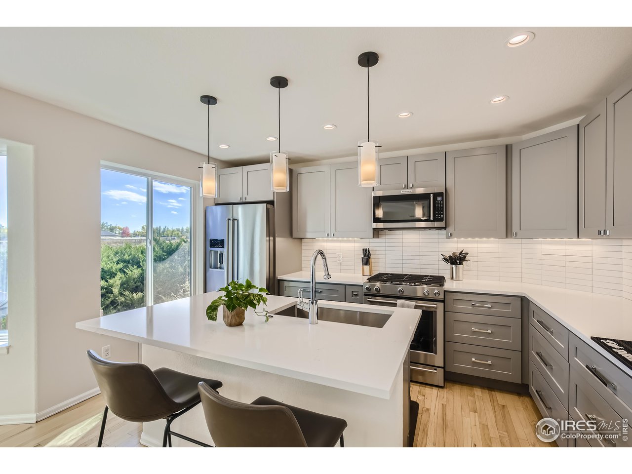 5860 S Orchard Creek Cir