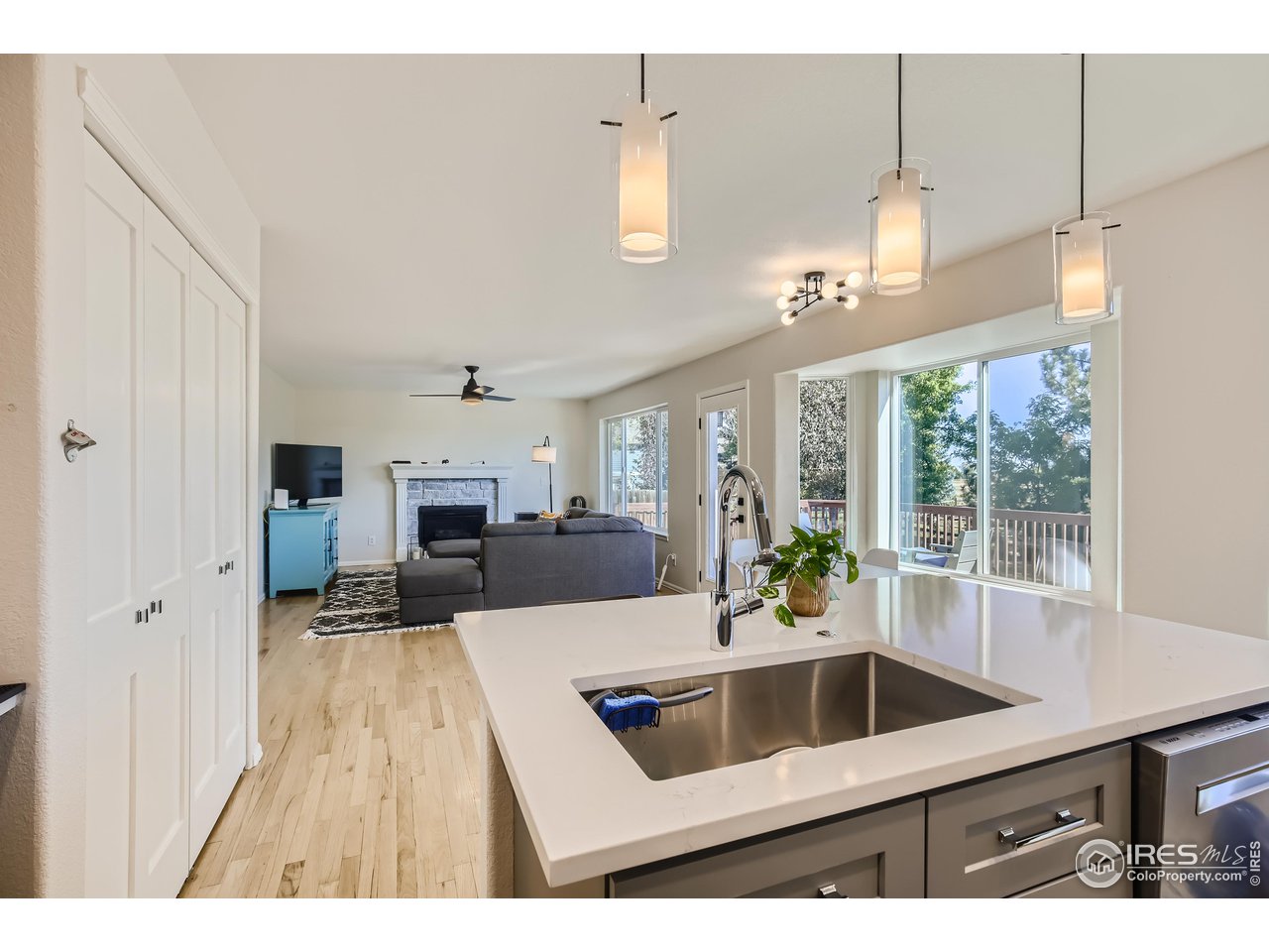 5860 S Orchard Creek Cir